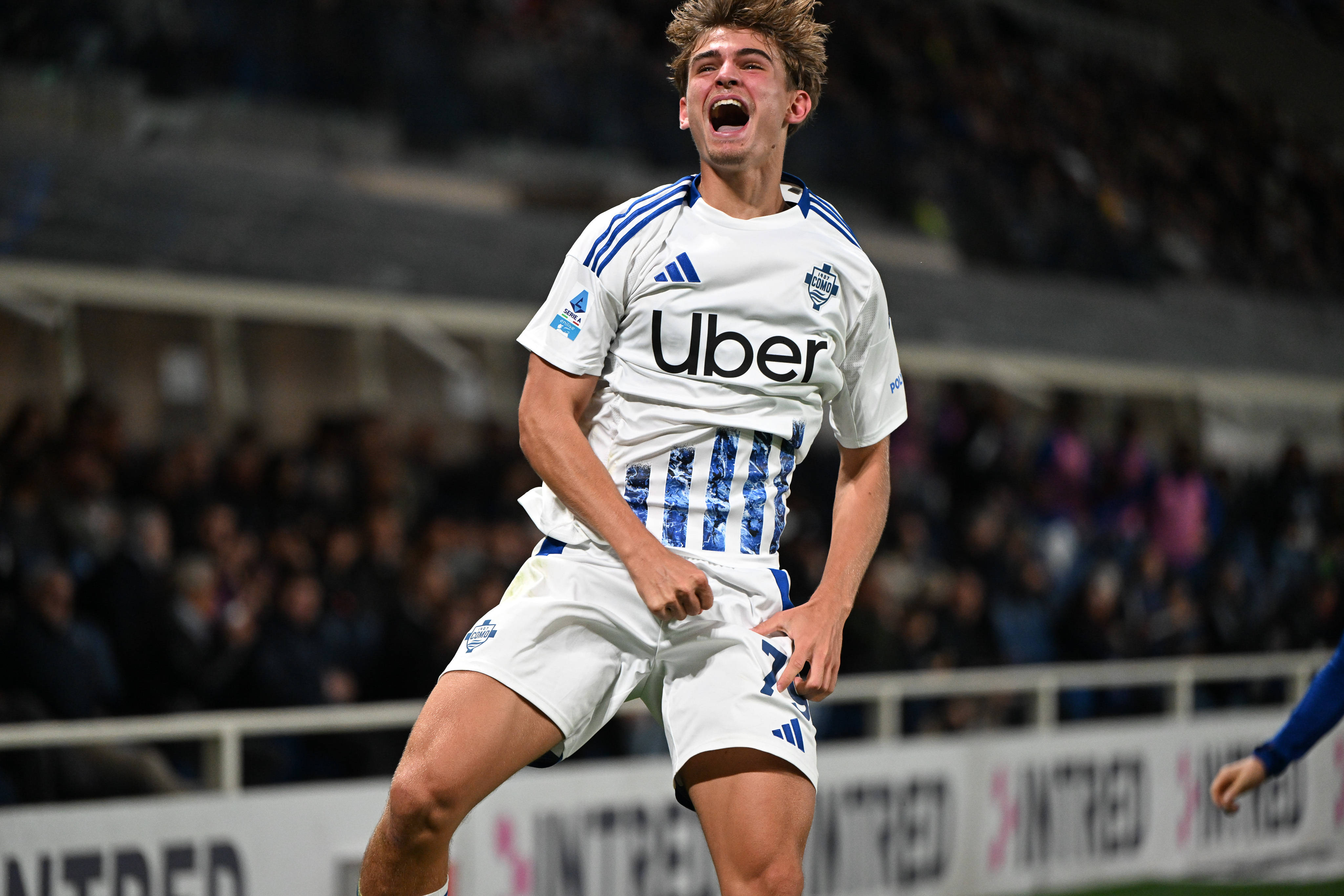 Paz Nico of Como Calcio celebrating after a goal during the Italian Serie A football match between IAtalanta BC and Calc
