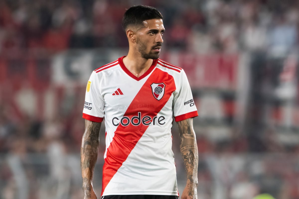 Manuel Lanzini con la camiseta de River Plate