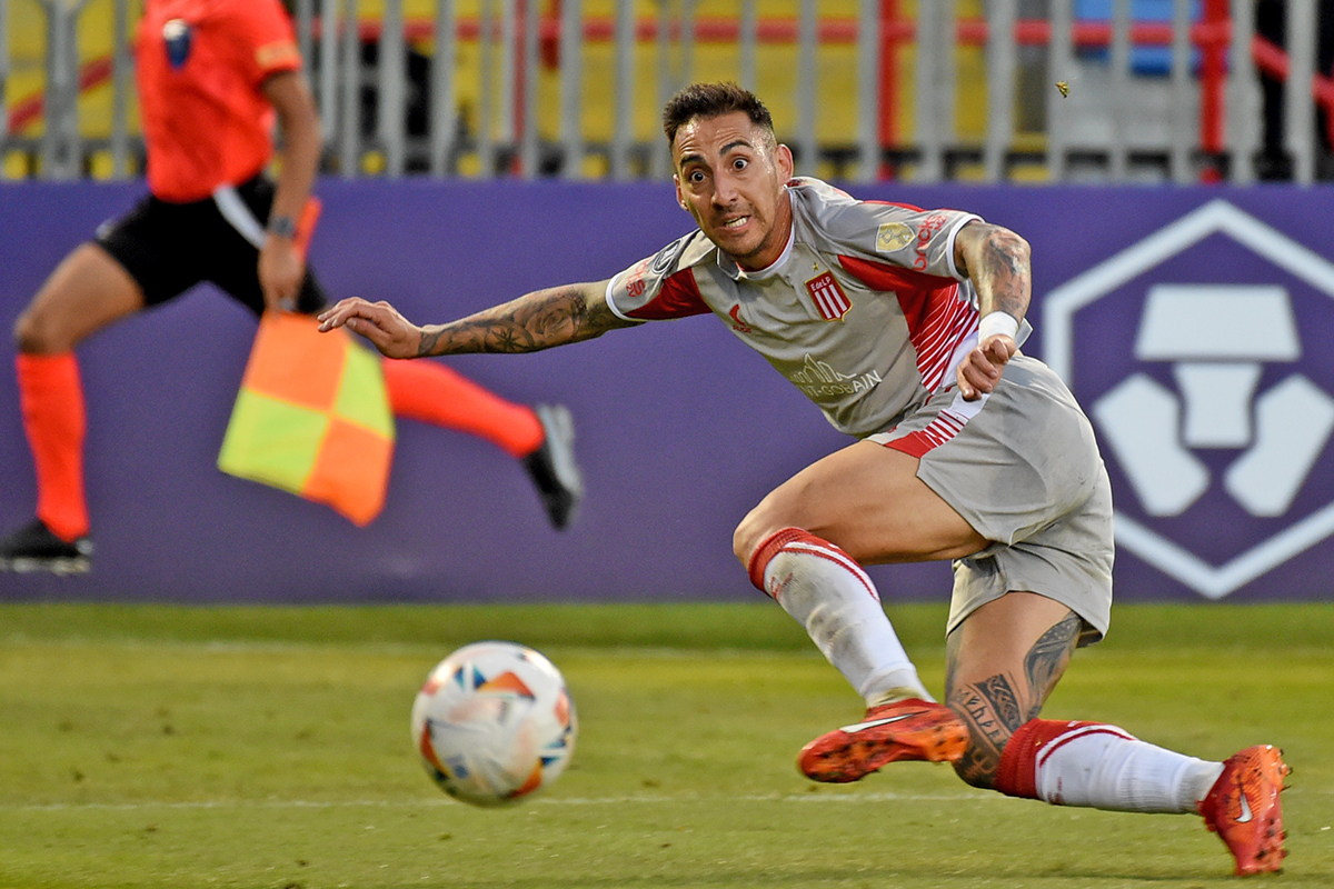 Javier Correa anotó el primer gol de Estudiantes en la Libertadores 2024