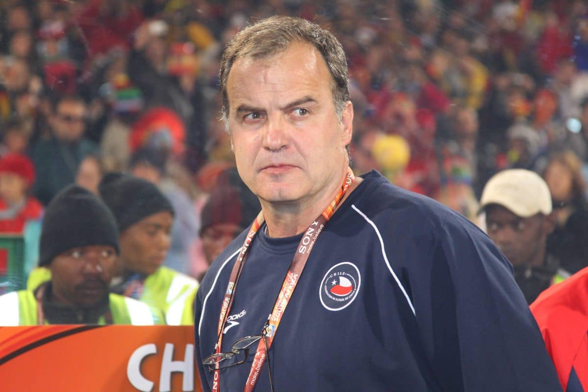Marcelo Bielsa, como DT de Chile en Sudáfrica 2010. Foto: Imago