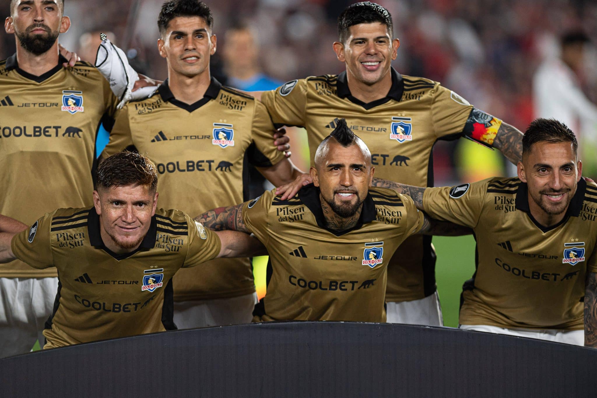 Colo Colo refuerzos