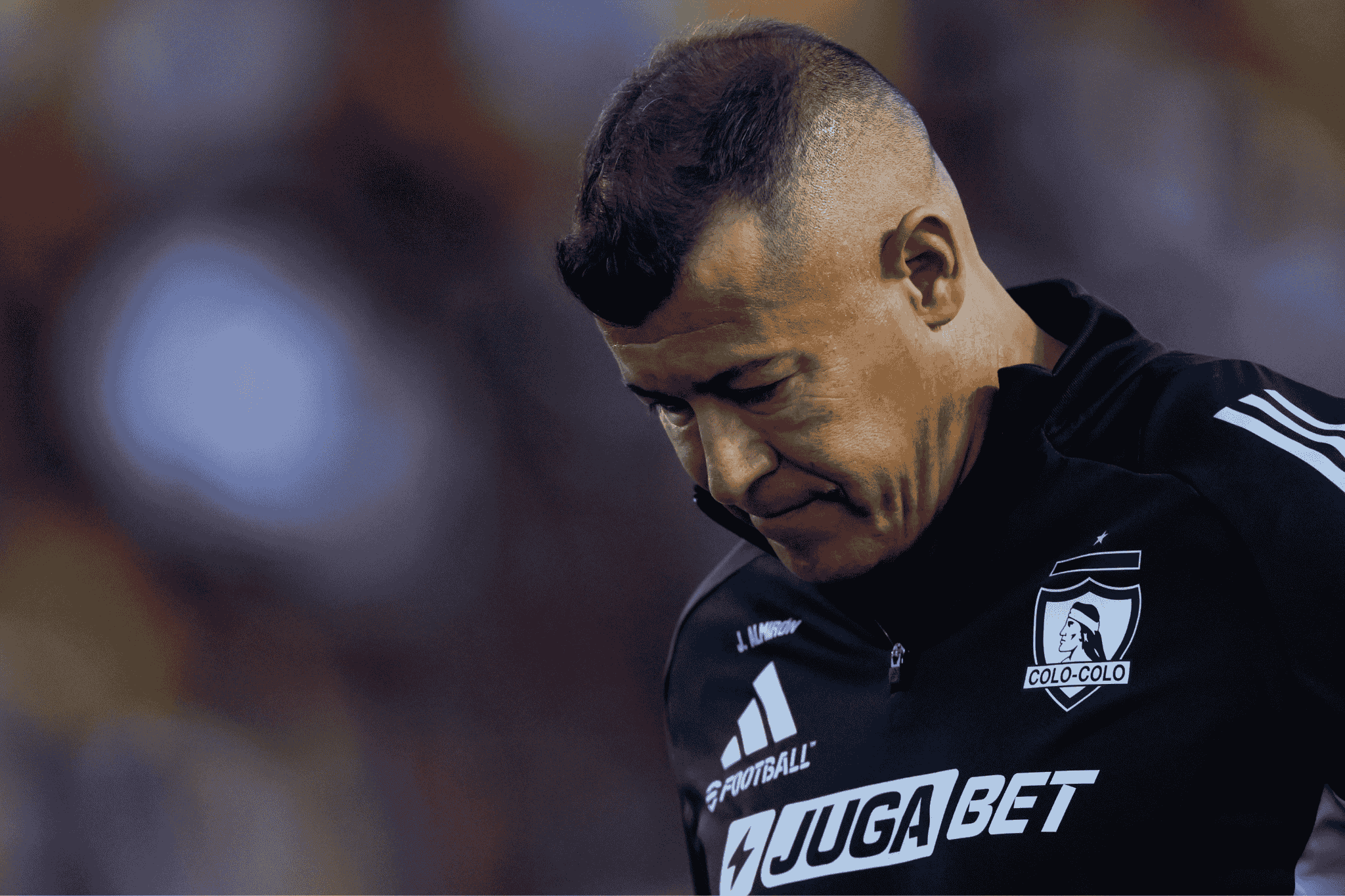 Colo Colo y el dilema Almirón: la millonaria cifra que debería pagar Blanco y Negro si lo despide