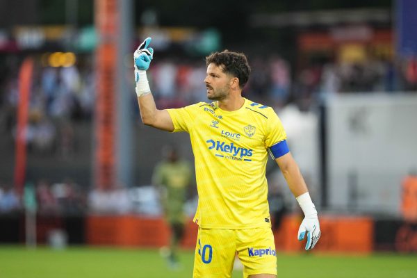 Mercato ASSE : les Verts confrontés à un dilemme pour le poste de gardien