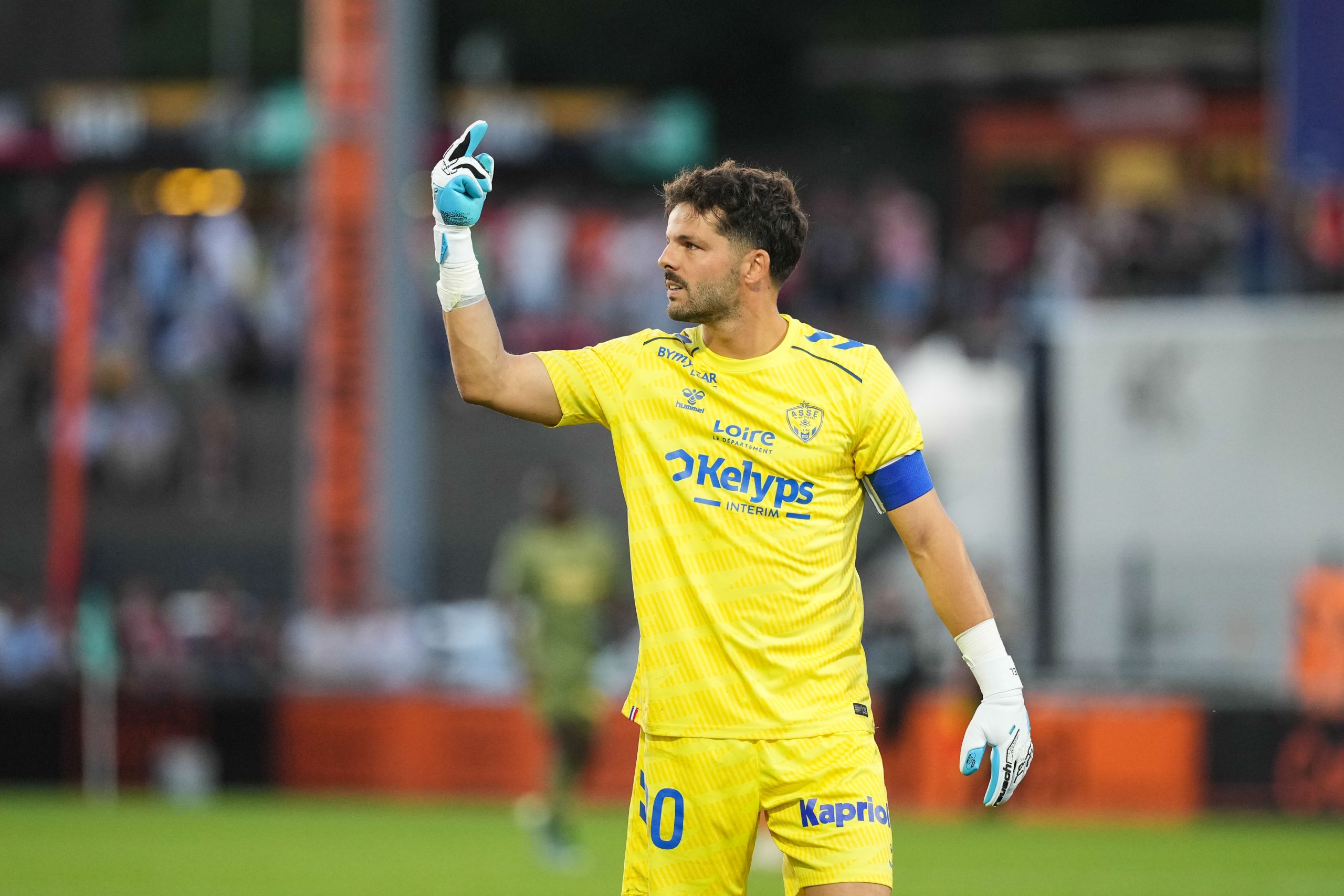 Mercato ASSE : les Verts confrontés à un dilemme pour le poste de gardien