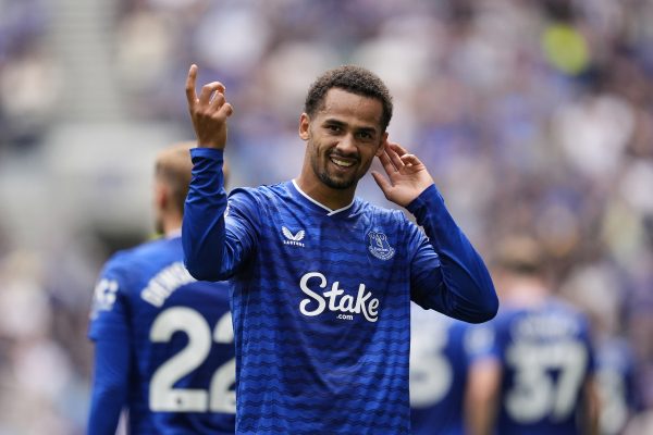 Mercato - Arsenal, Manchester United, Chelsea... Un favori se détache pour recruter Iliman Ndiaye