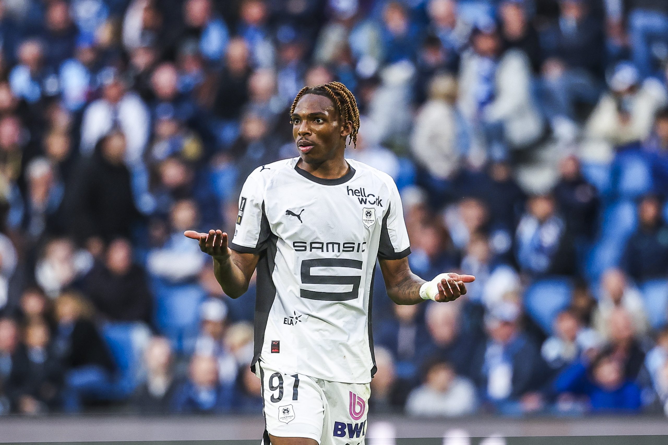 Mercato – Rennes fixe un prix prohibitif pour Jacquet, suivi par Manchester United et Arsenal