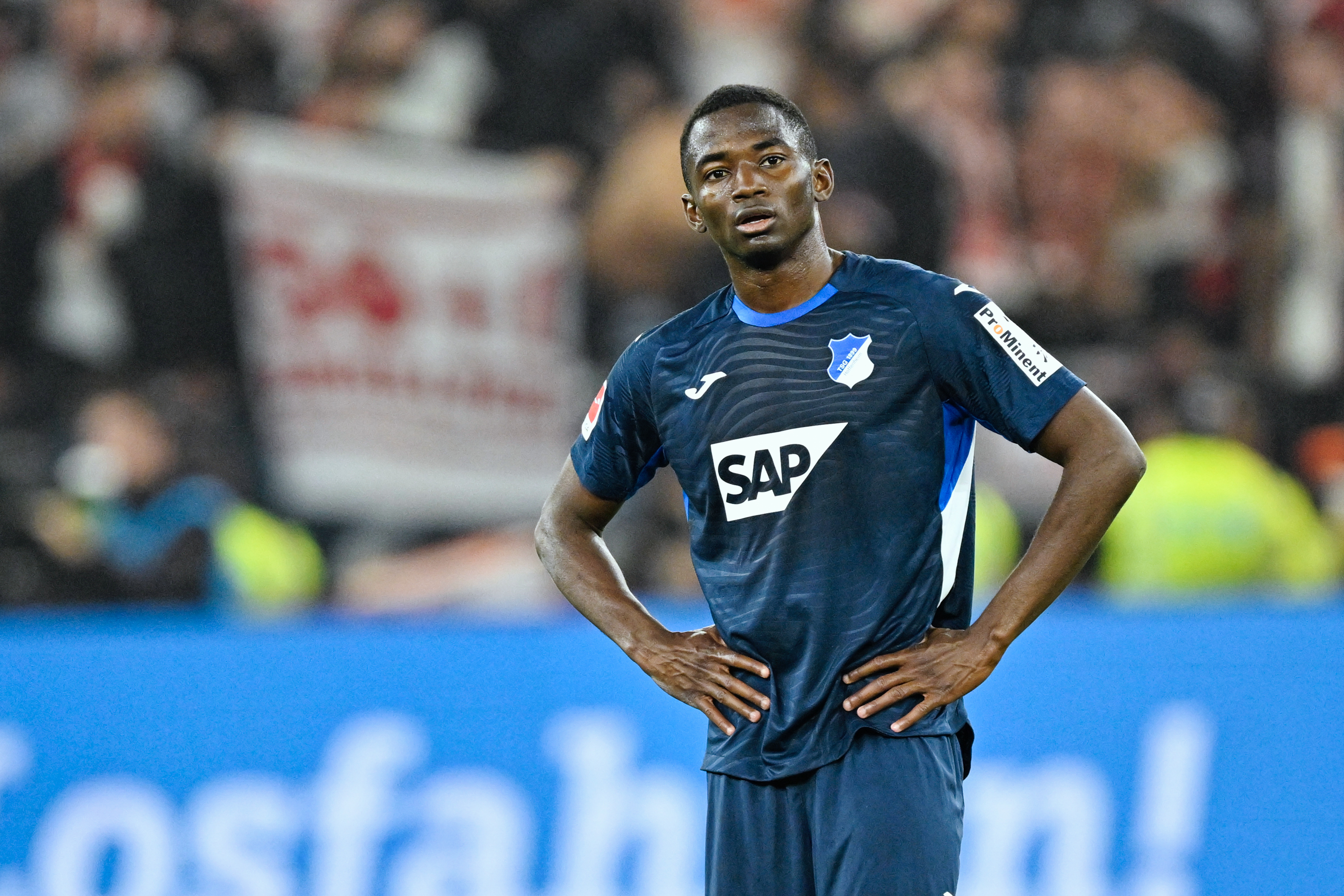 Mercato – Manchester United et Arsenal s’intéressent à Bazoumana Touré, devenu pilier d’Hoffenheim