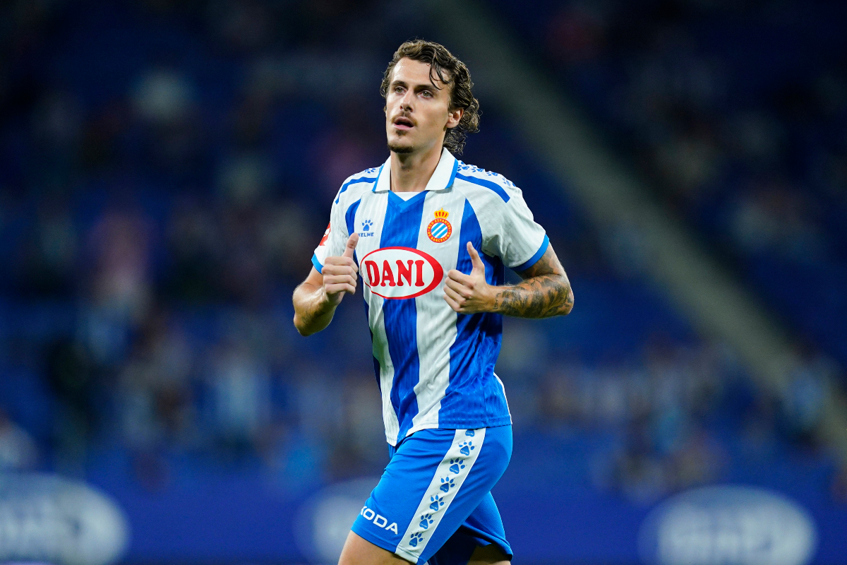 Mercato Barça : distinction et admiration du vestiaire pour Carlos Romero, le latéral qui a muselé Yamal dans le derby