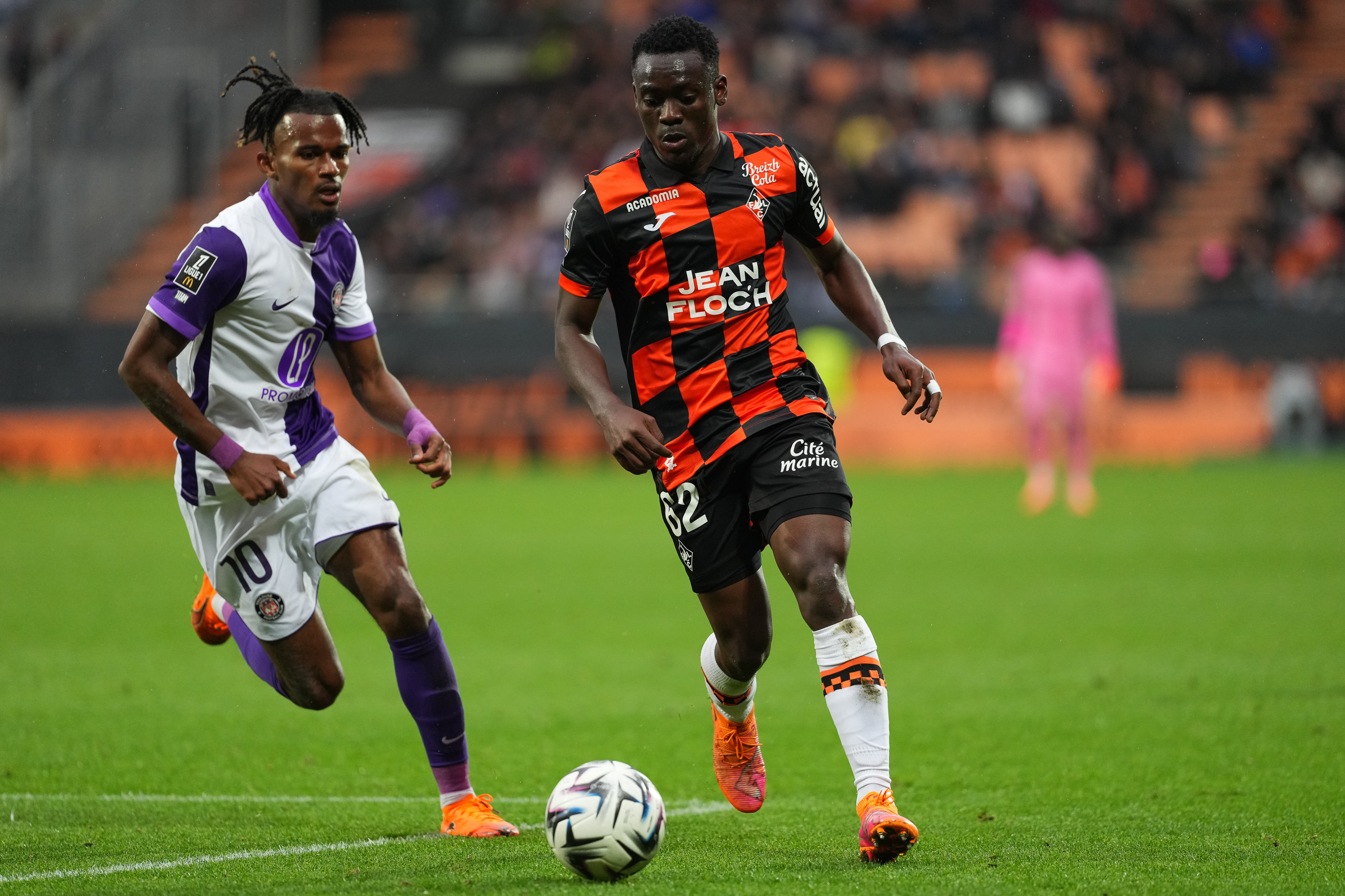 DIRECT Toulouse - Lorient : le match commenté (Ligue 1 - samedi 21 mars 2026)