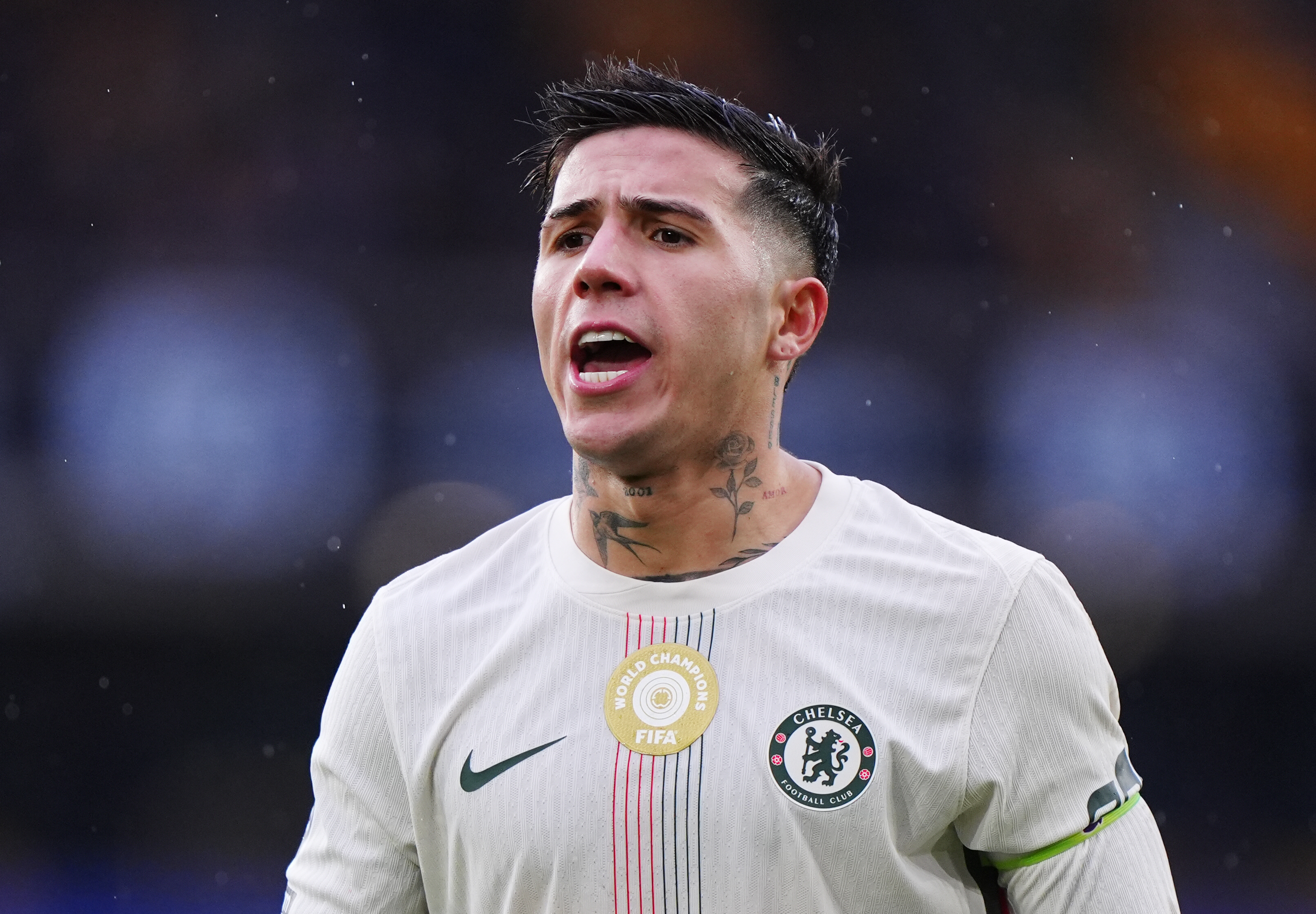 Mercato PSG : l’arrivée d’Enzo Fernandez prend du plomb dans l’aile à cause d’un autre Fernandez