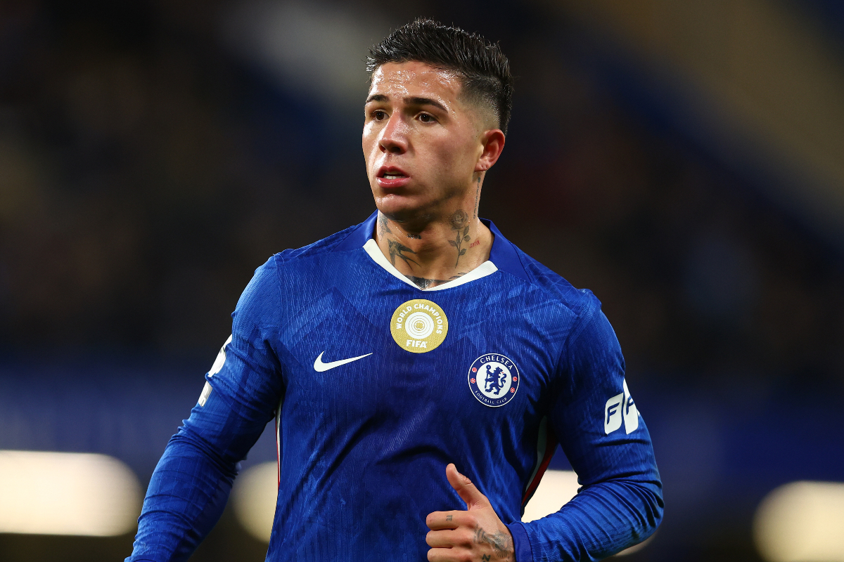 C'est Chelsea, pas un tremplin vers un autre club - Enzo Fernandez repris de volée par l'ancien des Blues, John Obi Mikel