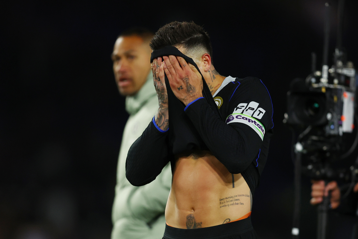 Chelsea : inquiet et frustré, John Terry comprend la colère des fans et tire la sonnette d'alarme après le limogeage de Rosenior