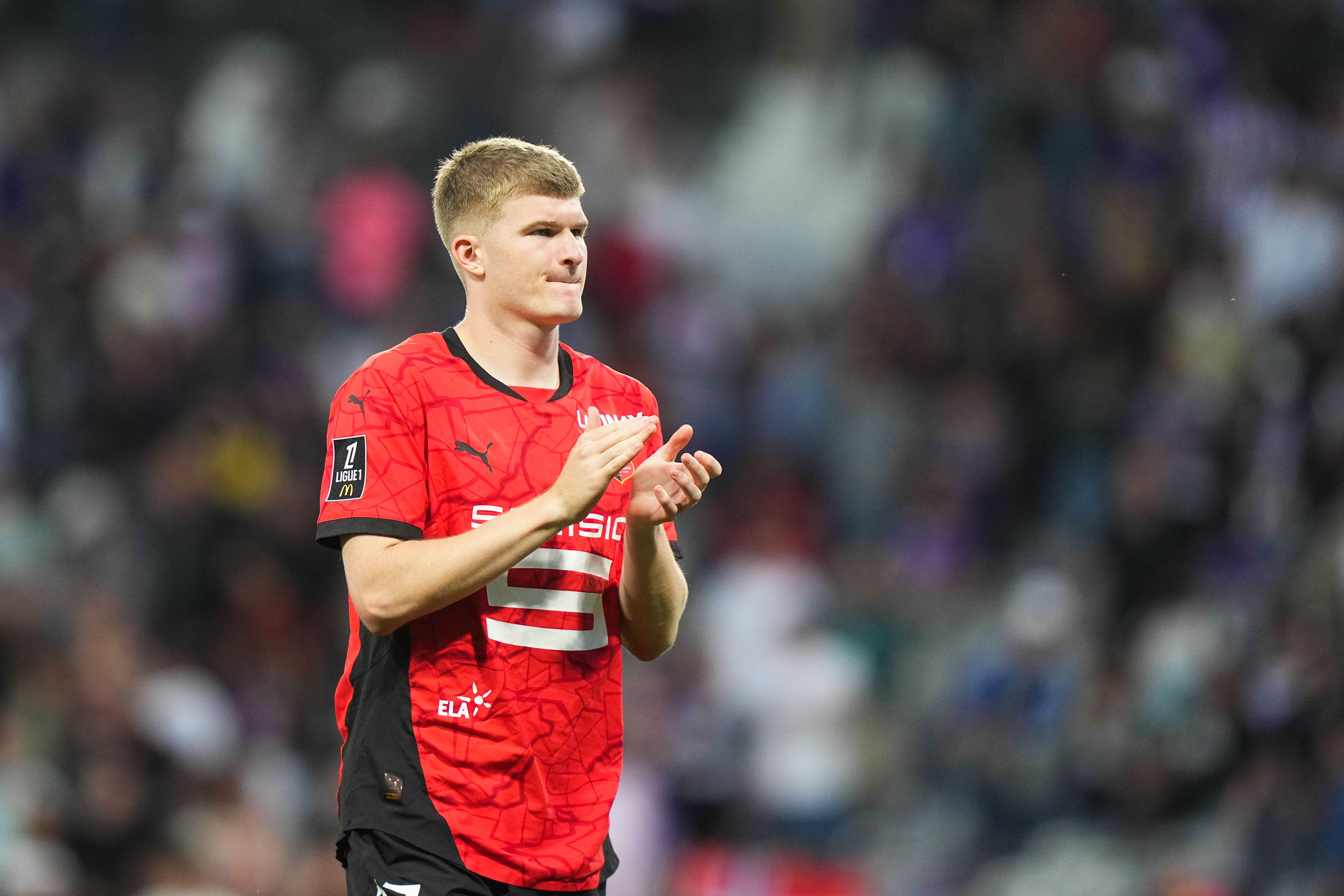 Mercato - Rennes fixe le prix de Jordan James, 5 prétendants en lice pour l'été 2026