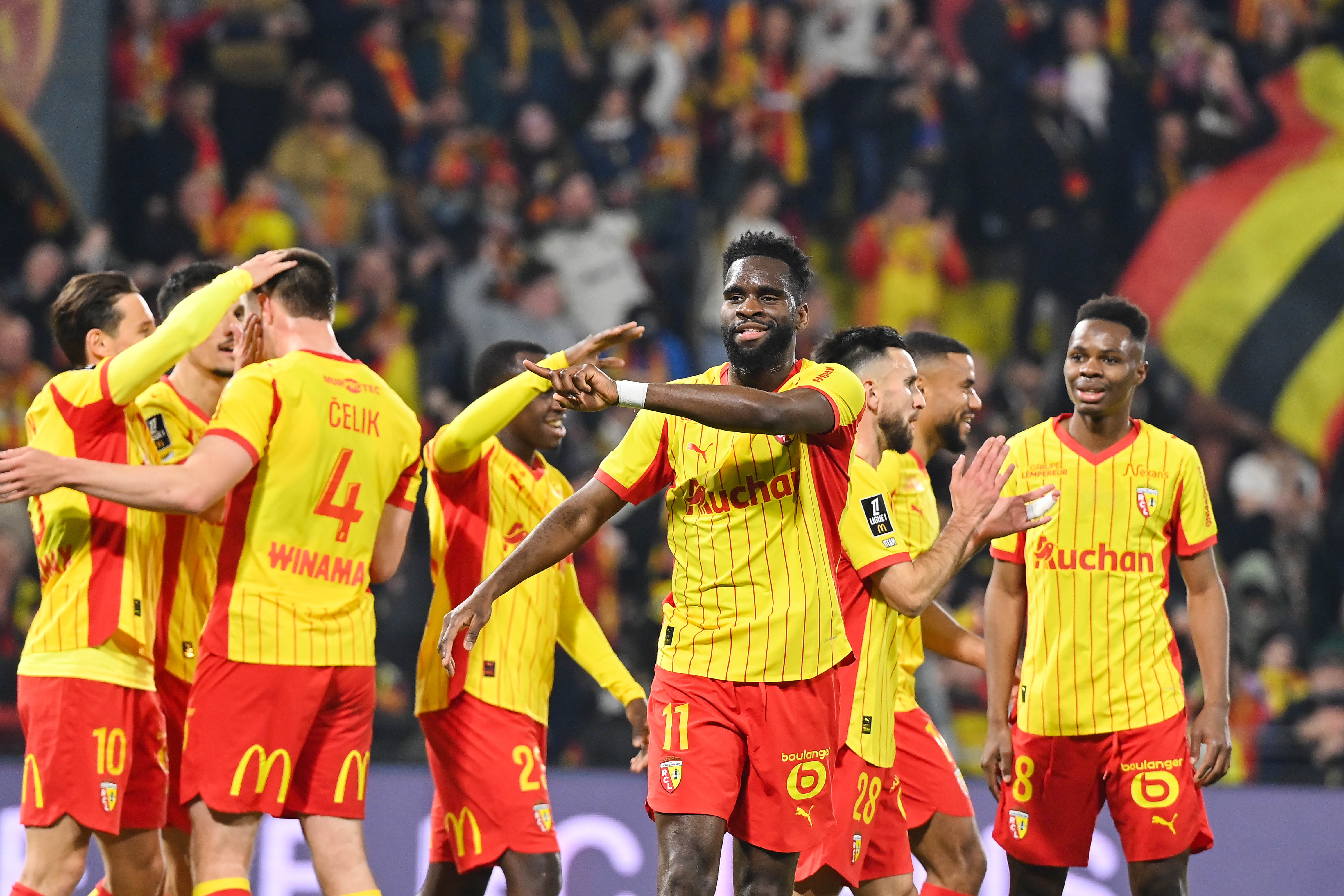 Salaires Ligue 1 : Lens et Angers font des miracles, le fiasco de Nice... Le classement des salaires comparé au classement réel