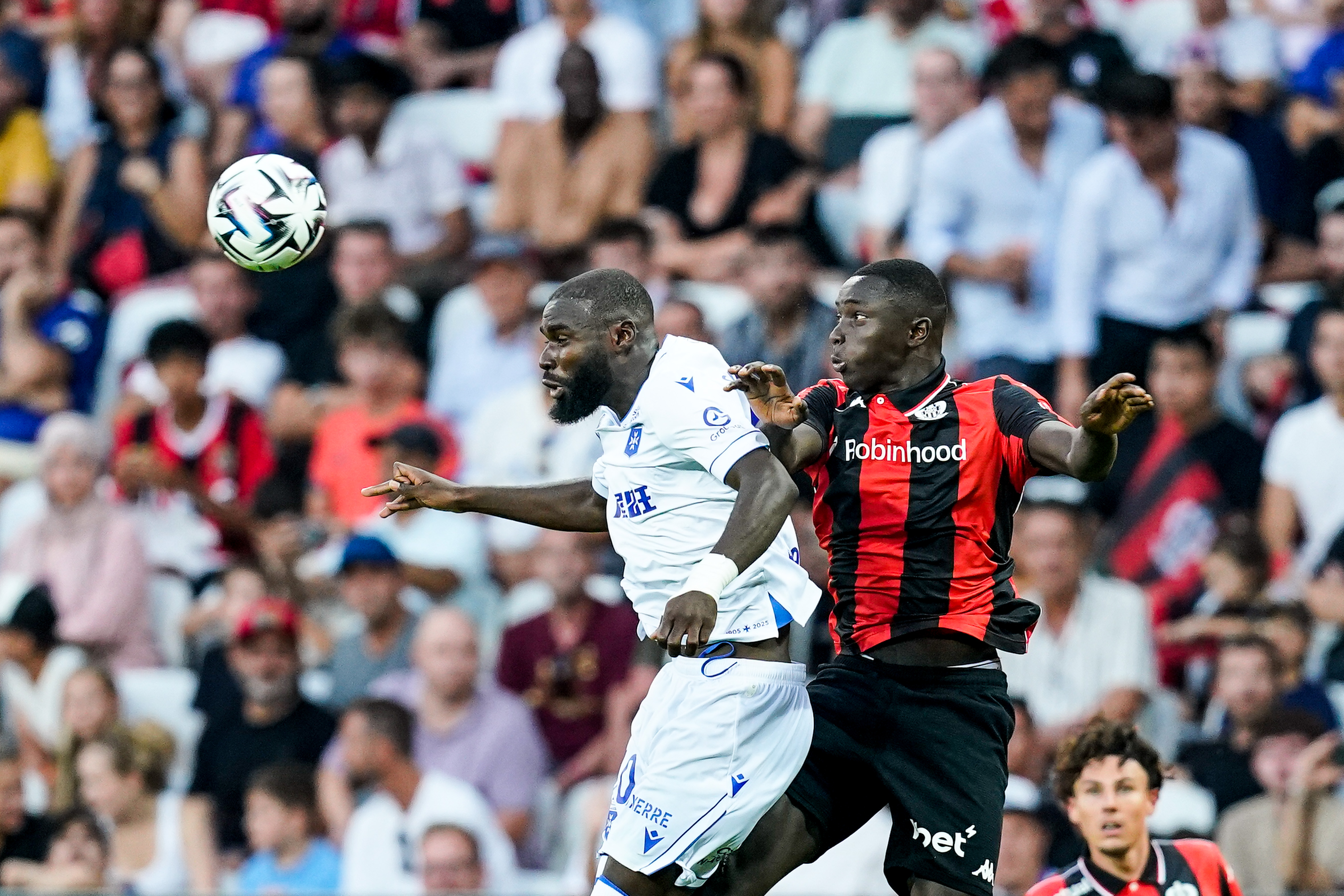 DIRECT Auxerre - Nice : le match commenté (10/05/2026 - 33e journée Ligue 1)