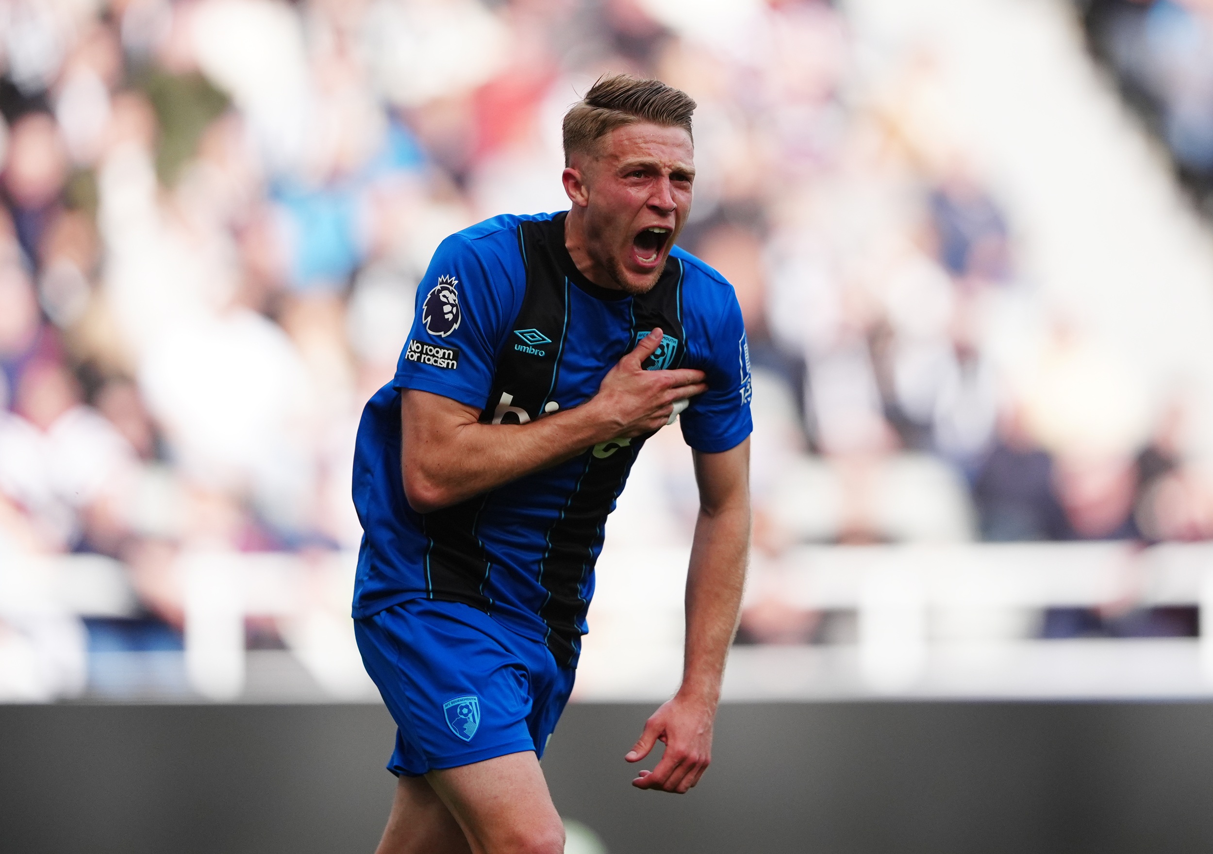 Mercato Manchester United : ex-pensionnaire de L1, Adrien Truffert intègre la shortlist des Red Devils