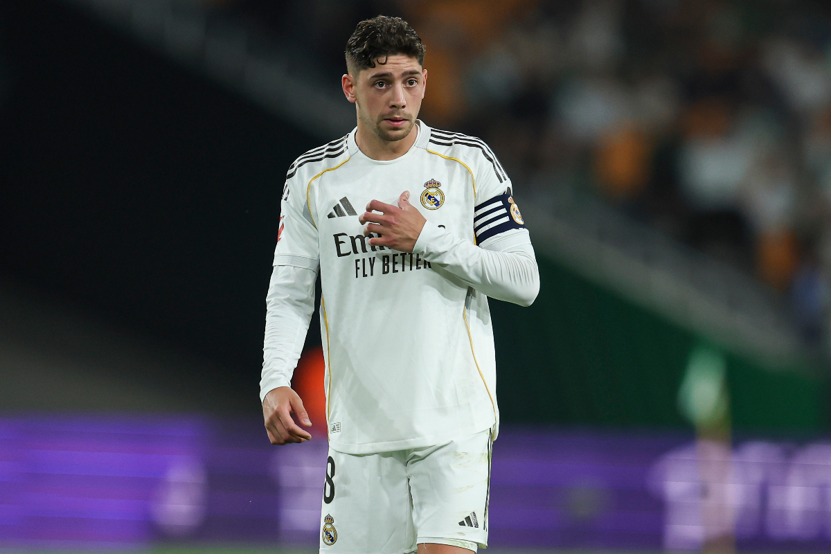 Mercato Real Madrid : le départ de Valverde réclamé après son clash avec Tchouaméni, 5 clubs déjà sur le coup