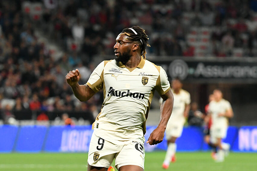 Mercato Lens : Allan Saint-Maximin fait rêver un promu en Serie A, des discussions entamées