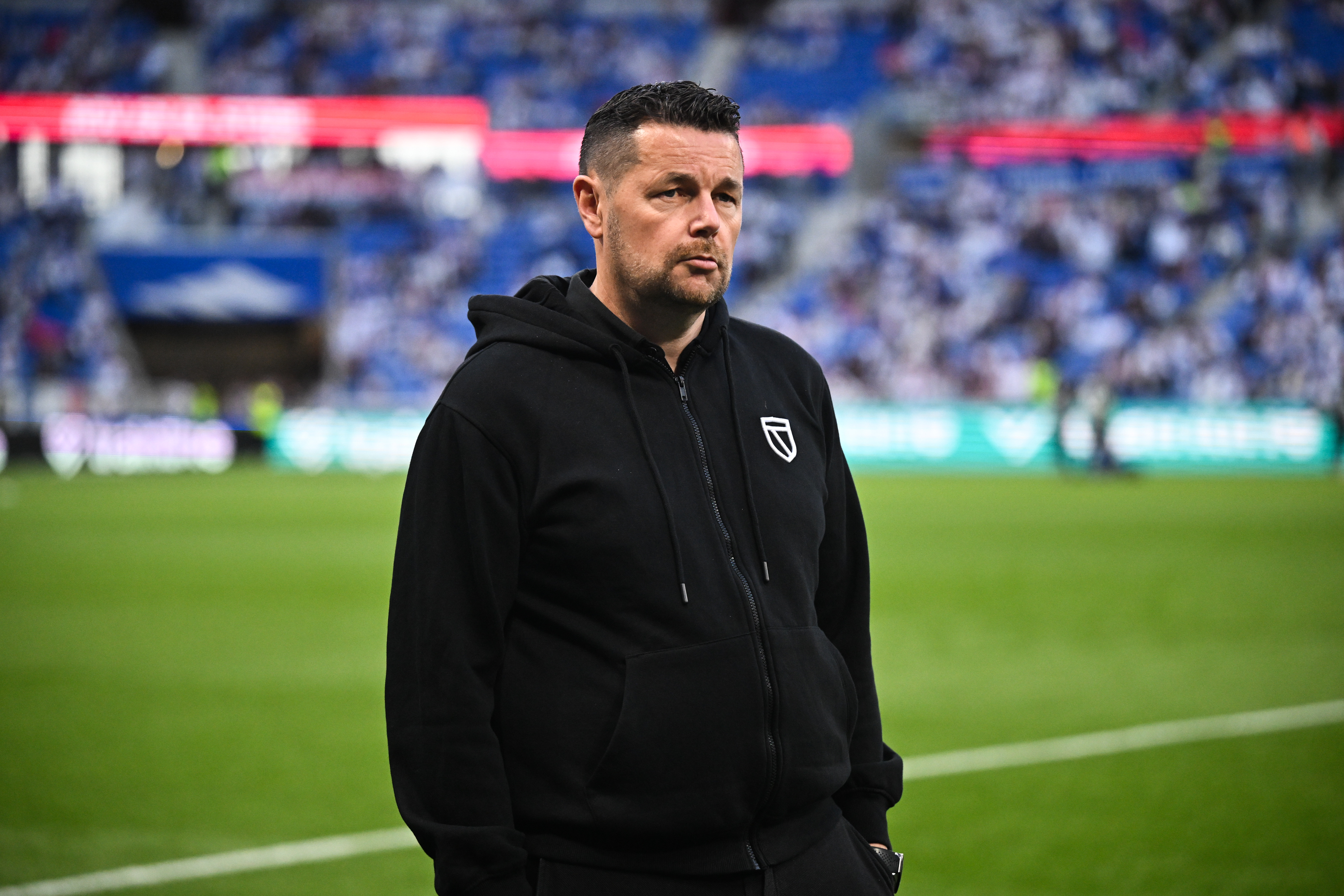 Mercato Lens : un club Ligue des champions s'immisce dans le flou pour Pierre Sage