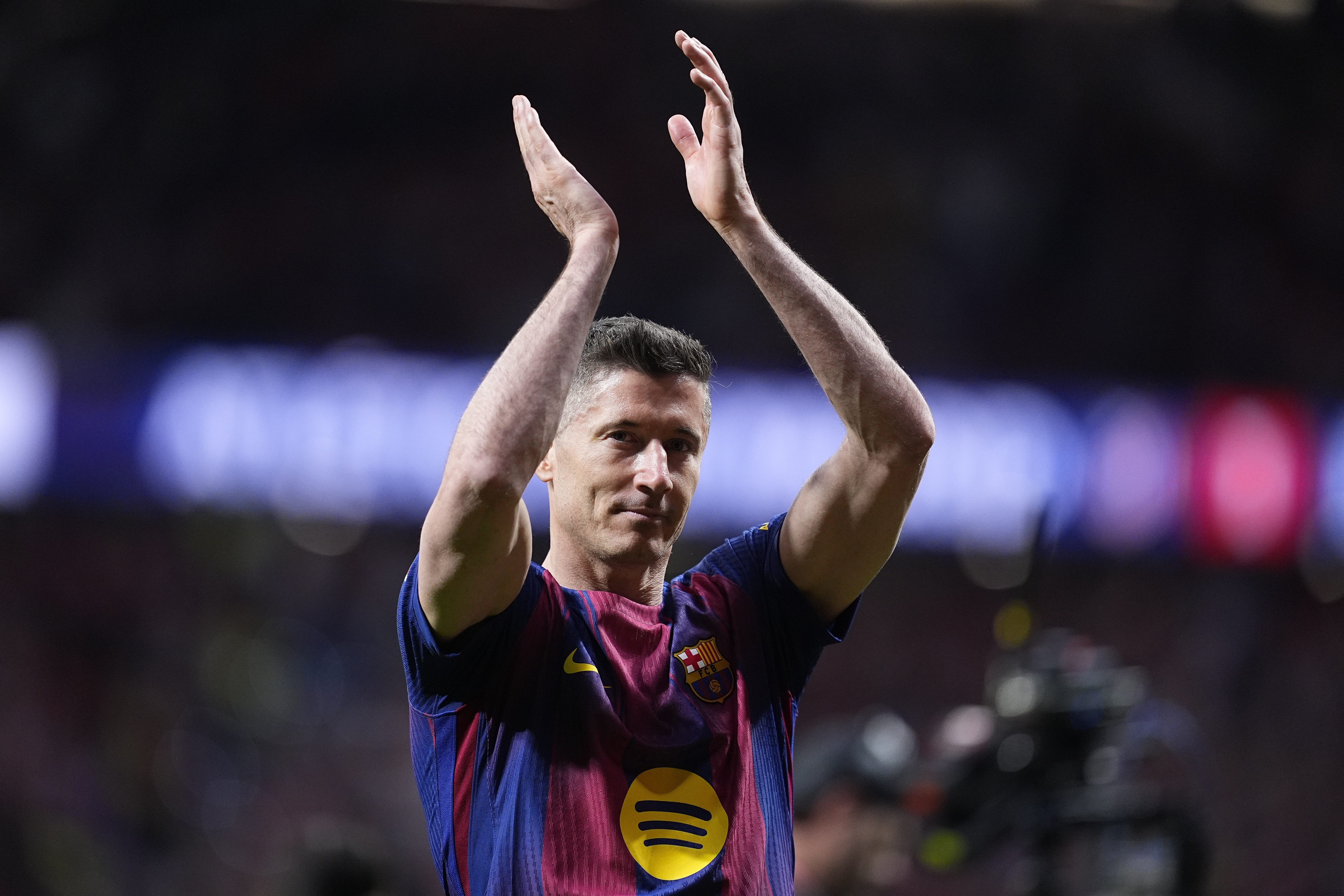 Mercato Barça : retrouver 3 compatriotes dans un club Ligue des champions ? Une belle opportunité se présente à Robert Lewandowski