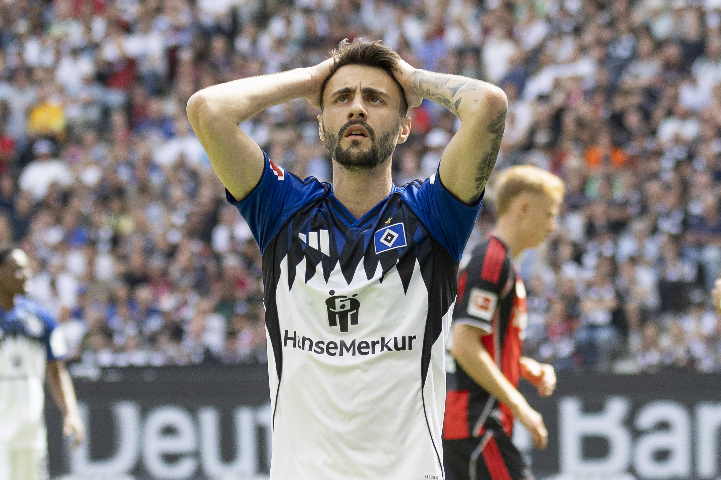 Mercato - Un top club de L1 menacé par 4 écuries du Big Five pour l'ancien Messin William Mikelbrencis
