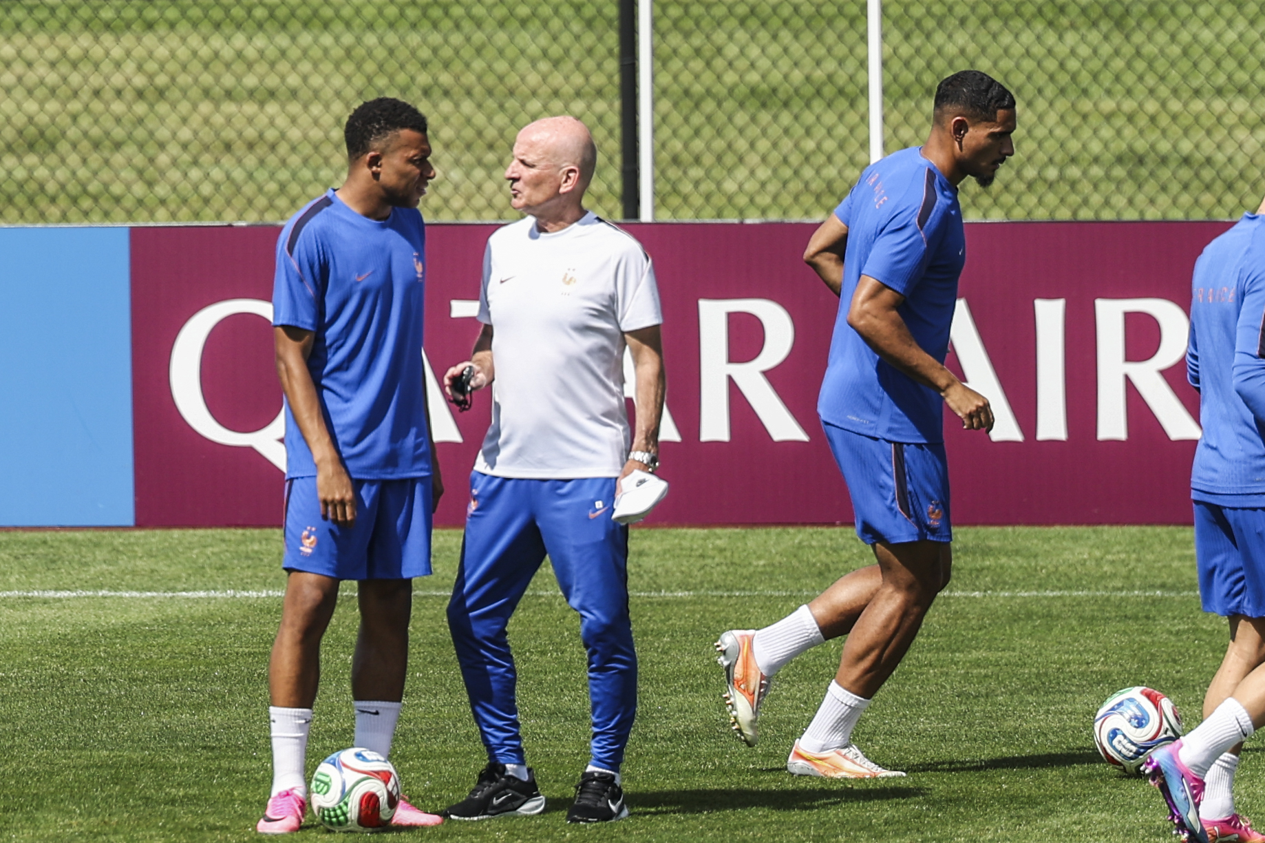 Lacroix à la place de Saliba et Barcola éjecté du XI ? Fais ta compo pour France-Norvège (Coupe du monde 2026)