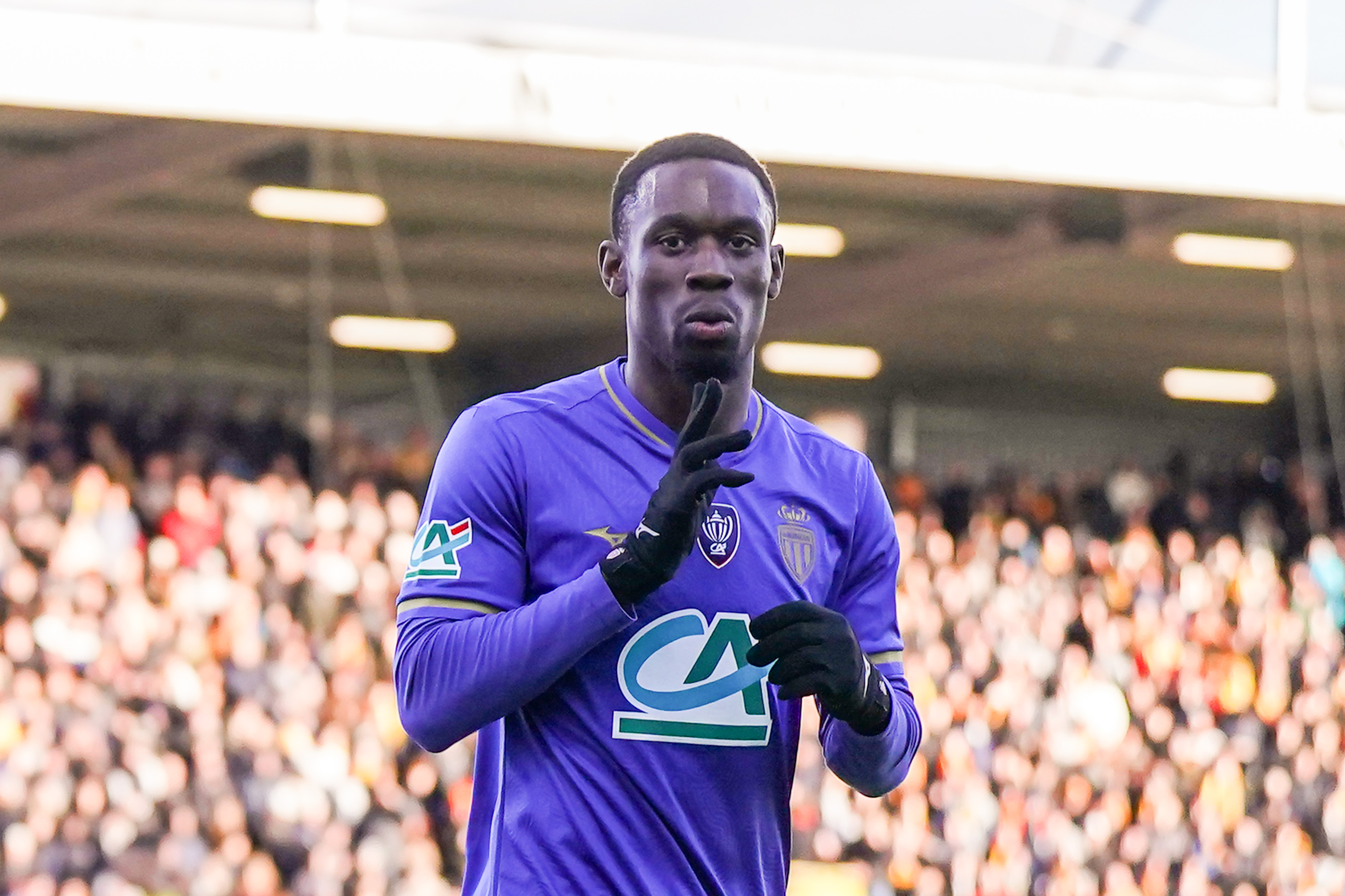 Mercato Monaco : un 9e prétendant européen identifié pour Folarin Balogun