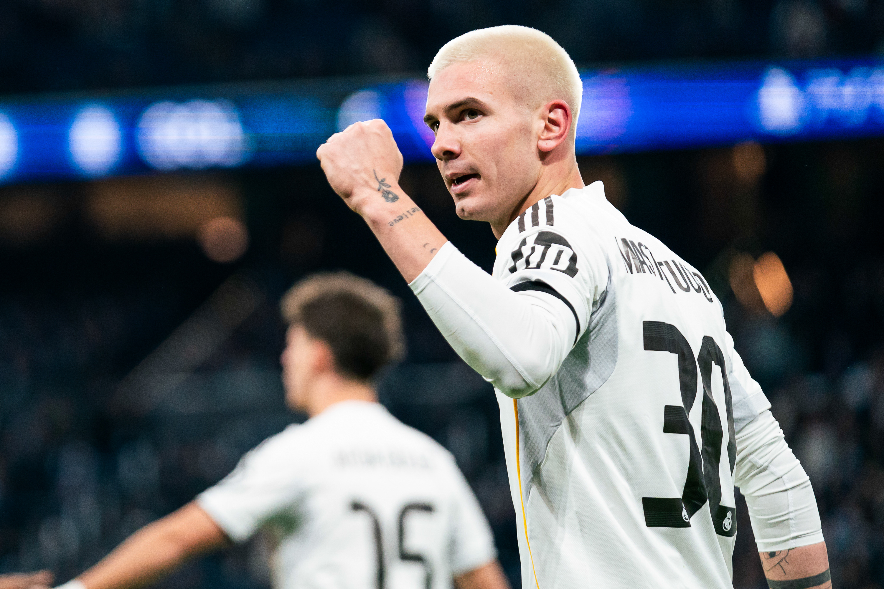 Mercato Real Madrid : un top club de Ligue 1 affiche son intérêt pour l'indésirable Franco Mastantuono