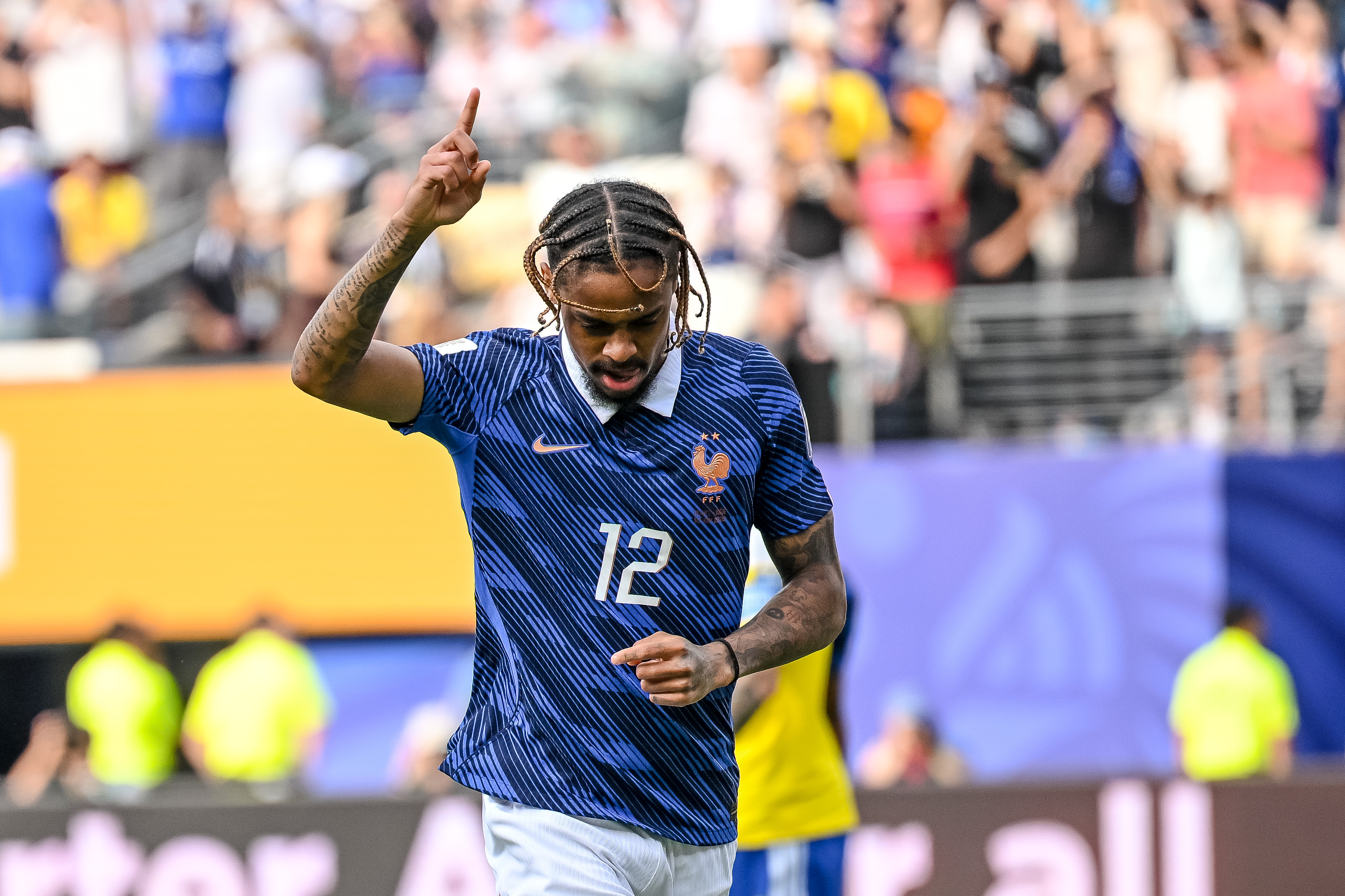 PSG : Bradley Barcola encore buteur avec les Bleus, une très bonne nouvelle en vue du mercato avec Arsenal et Liverpool en embuscade