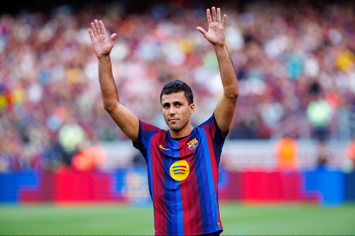 C'est pour ça que Rodri est là : Flick critique son Barça et explique comment sa recrue phare du mercato va résoudre le problème de l'équipe