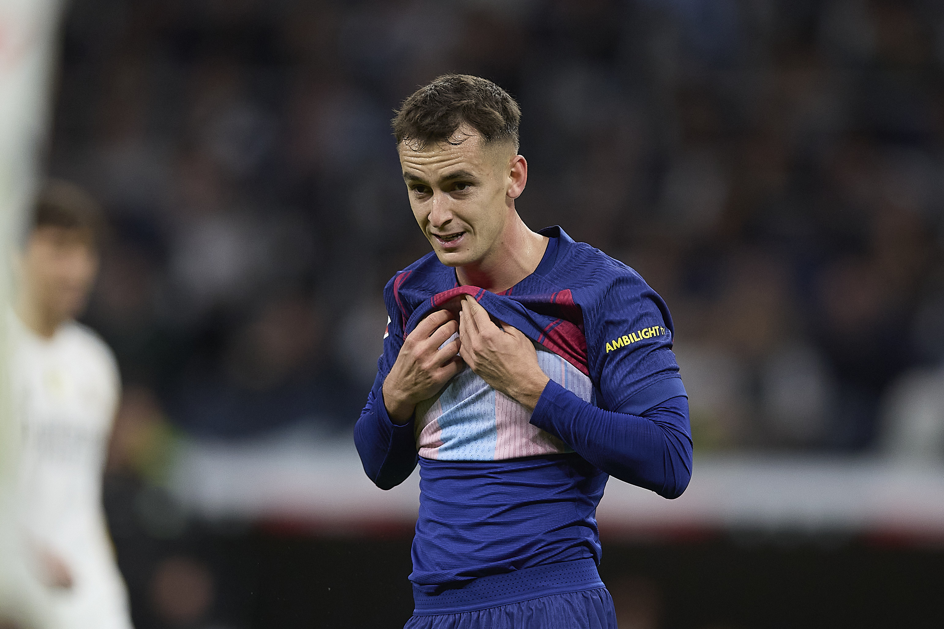 Mercato Barça : une inattendue écurie de Ligue 1 citée dans le dossier Marc Casado