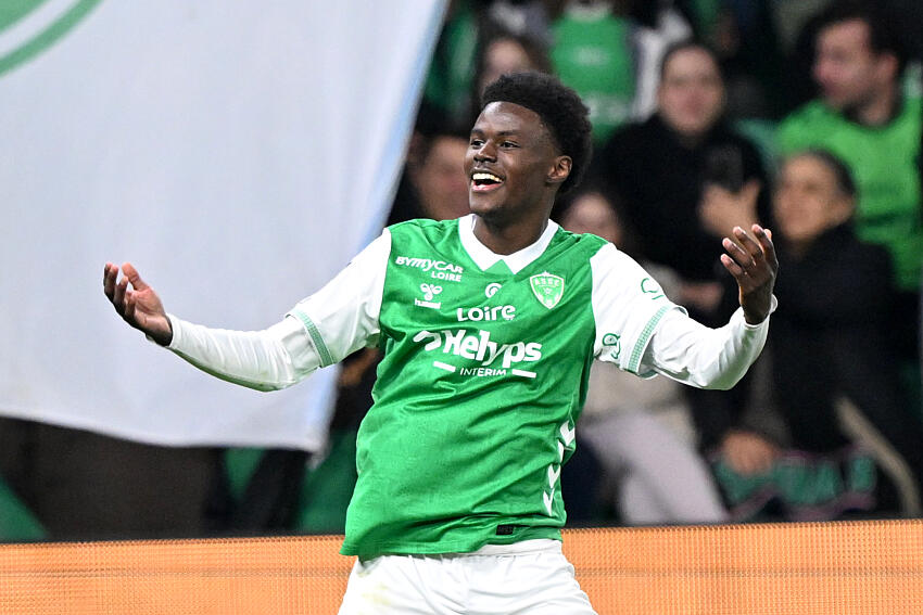 Mercato ASSE : Kévin Pedro courtisé en L1, un départ surprise n'est pas écarté