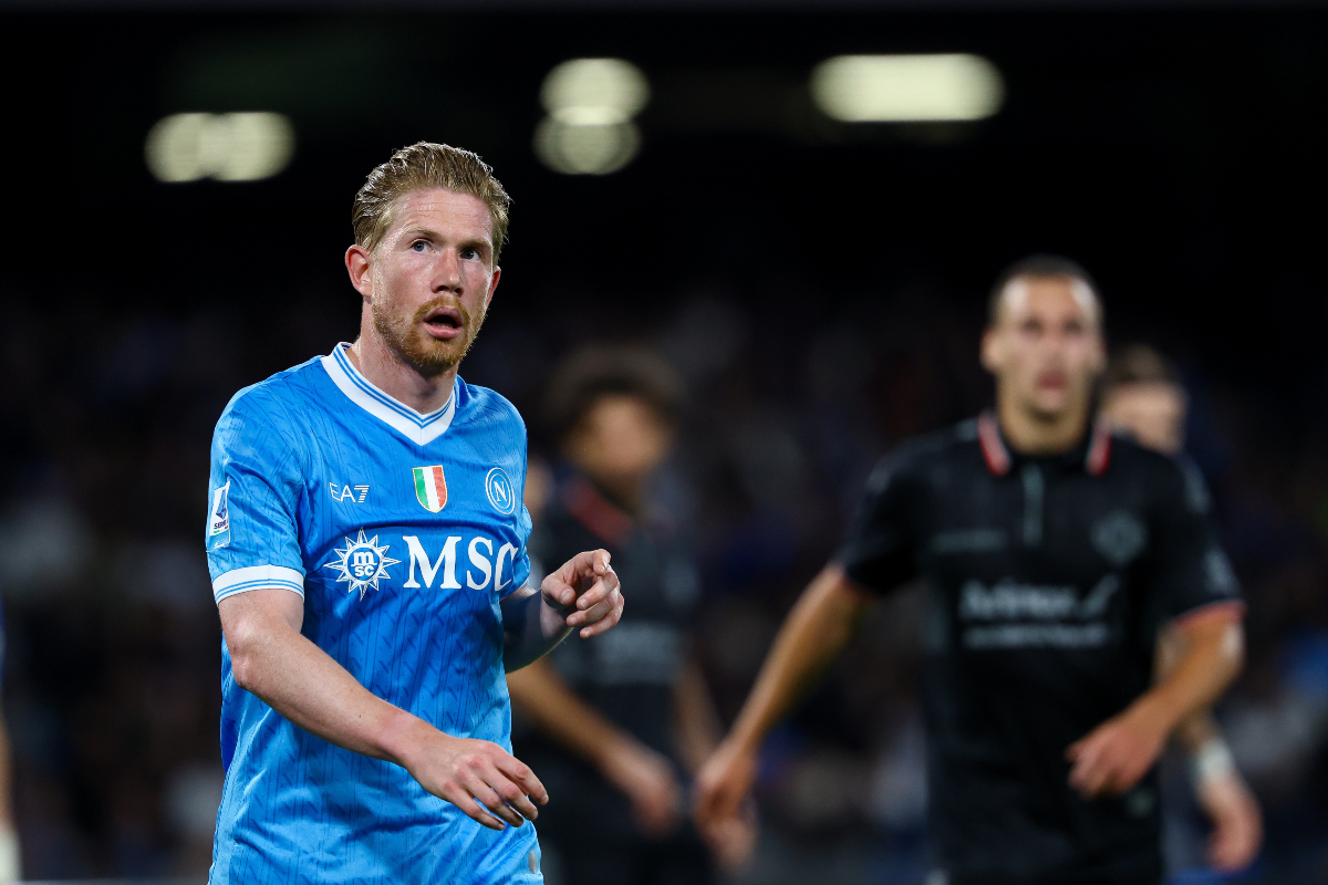Mercato Arsenal : il peut nous aider, il sait comment gagner, De Bruyne réclame le transfert d'un Gunner à Naples