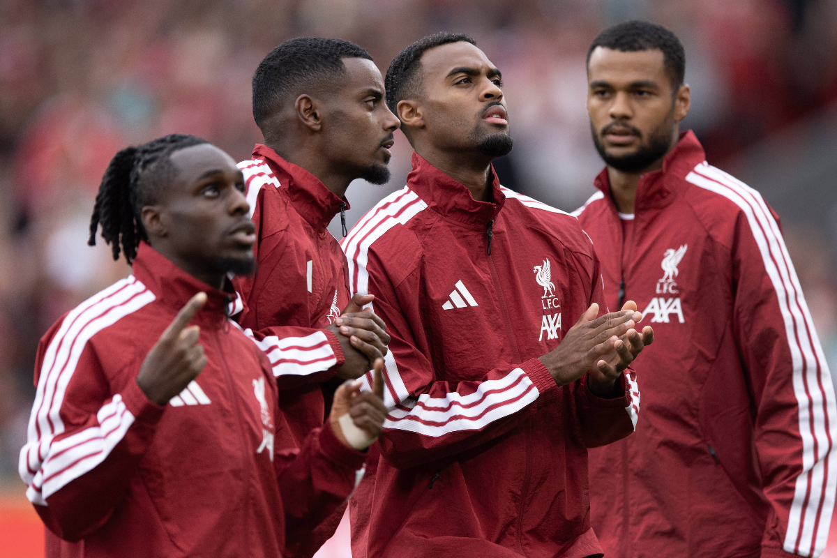 Pas assez bon pour Liverpool : Dietmar Hamann catégorique avec une recrue à 35 M¬ du mercato 2025