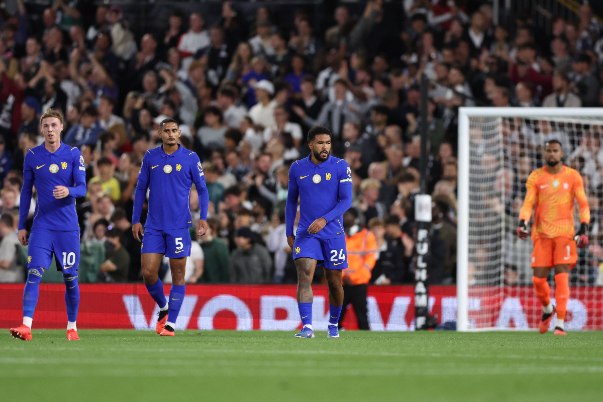 Chelsea : 40 M¬ pour un 8e joueur en défense centrale, la stratégie mercato de BlueCo interpelle à nouveau