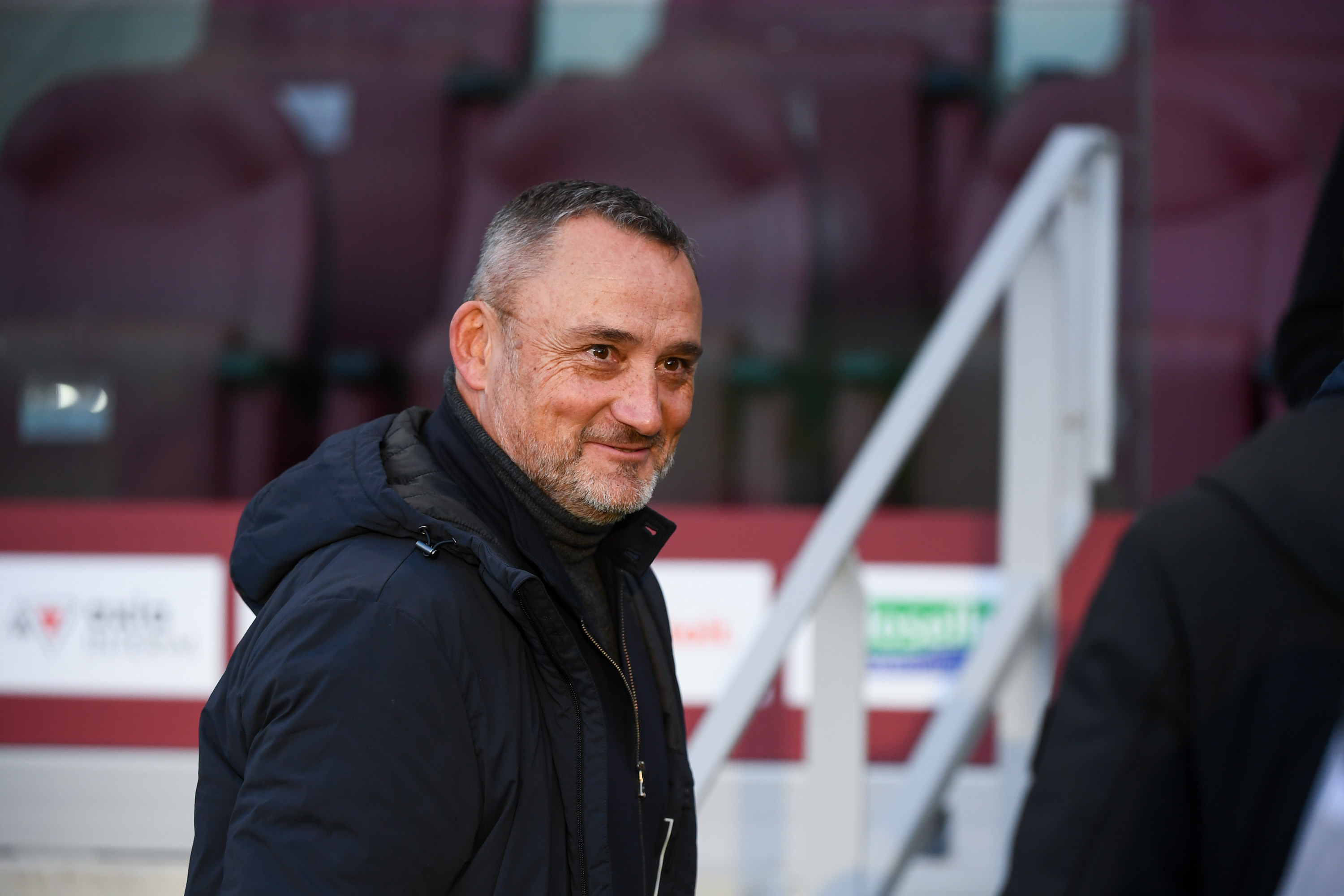 Mercato - Rennes débarque sur un défenseur de L1 convoité en Premier League
