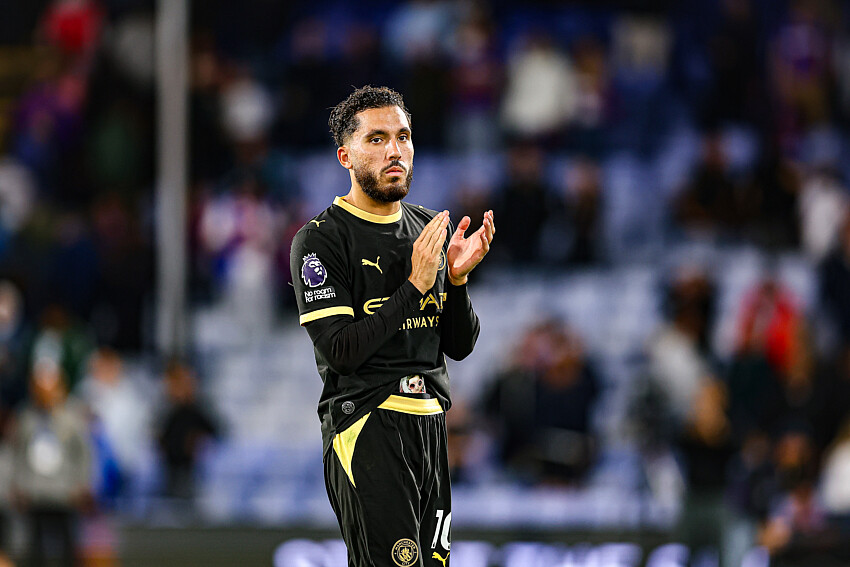 Génie et artiste absolu : Rayan Cherki comparé à une légende de Manchester City