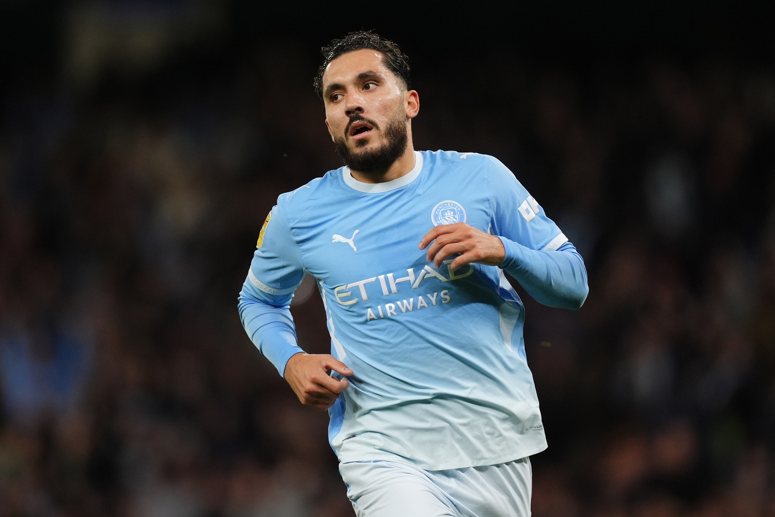 Mercato PSG : la raison qui rend l'arrivée de Rayan Cherki depuis Manchester City difficile à envisager