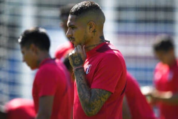 El BREVE paso de PAOLO GUERRERO por Racing Club de Avellaneda