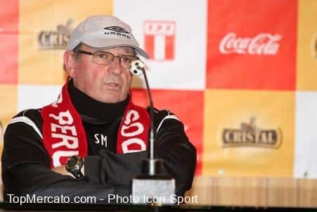Sergio Markarián ha dirigido 43 partidos con Perú
