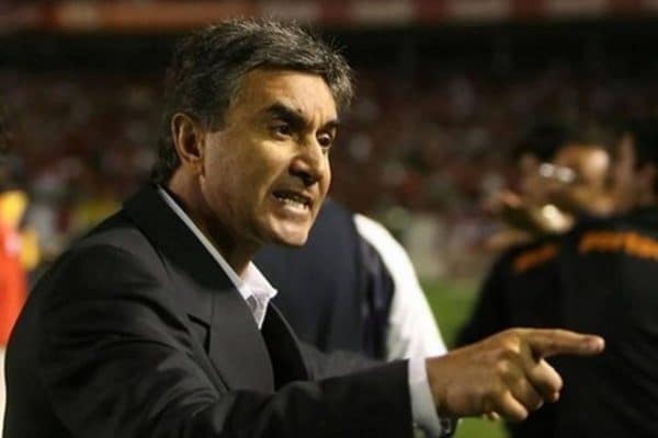 Juan Carlos Oblitas tiene una historia larga en la Bicolor
