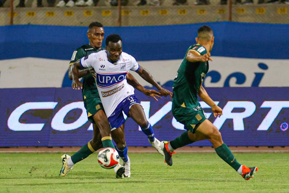 Carlos A. Manucci - Liga 1