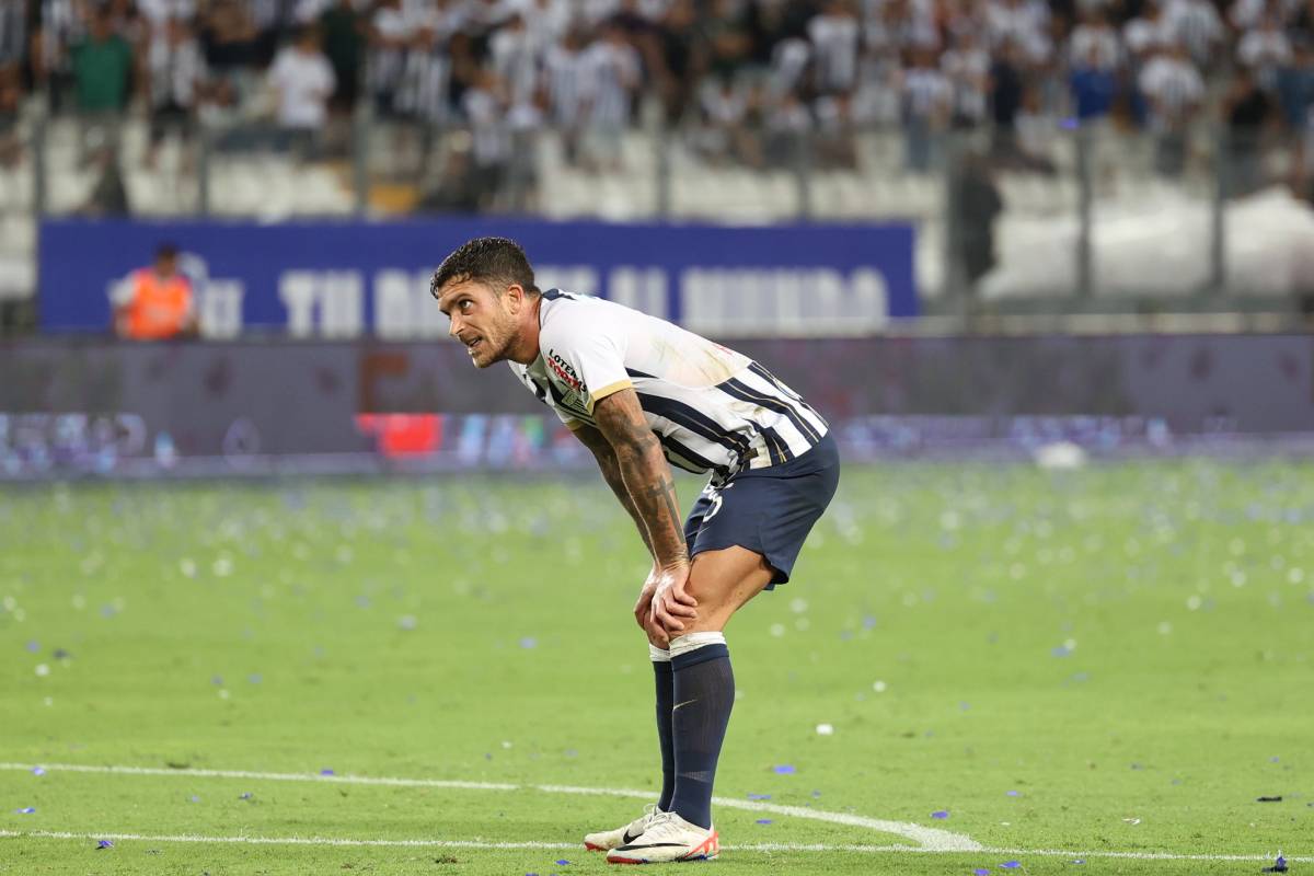 Adrián Arregui le dice adiós a La Victoria tras un año irregular.