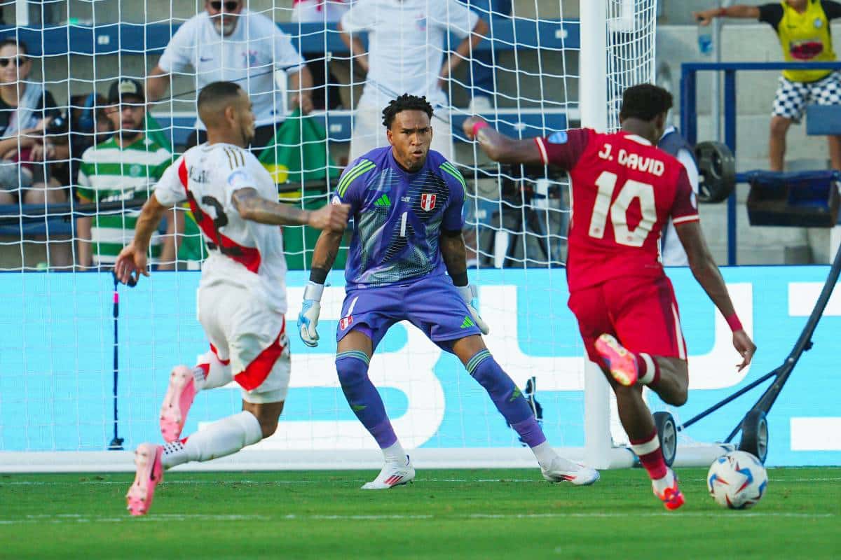 Pedro Gallese es el arquero indiscutible en Perú