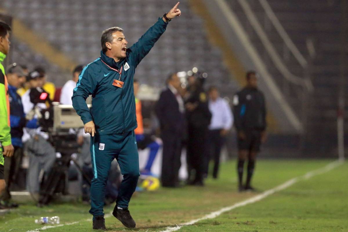 Pablo Bengoechea vuelve a Alianza tras cuatro años