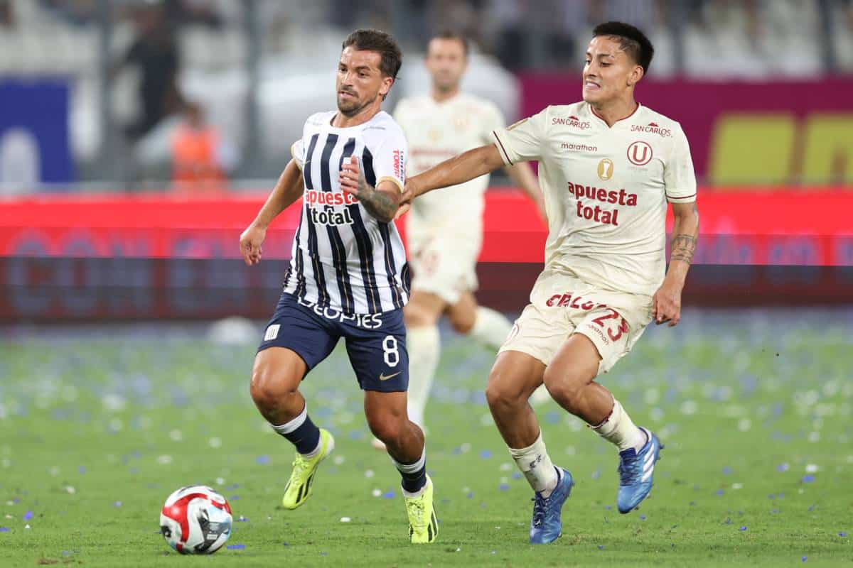 Universitario vs Alianza Lima - Clásico del fútbol peruano