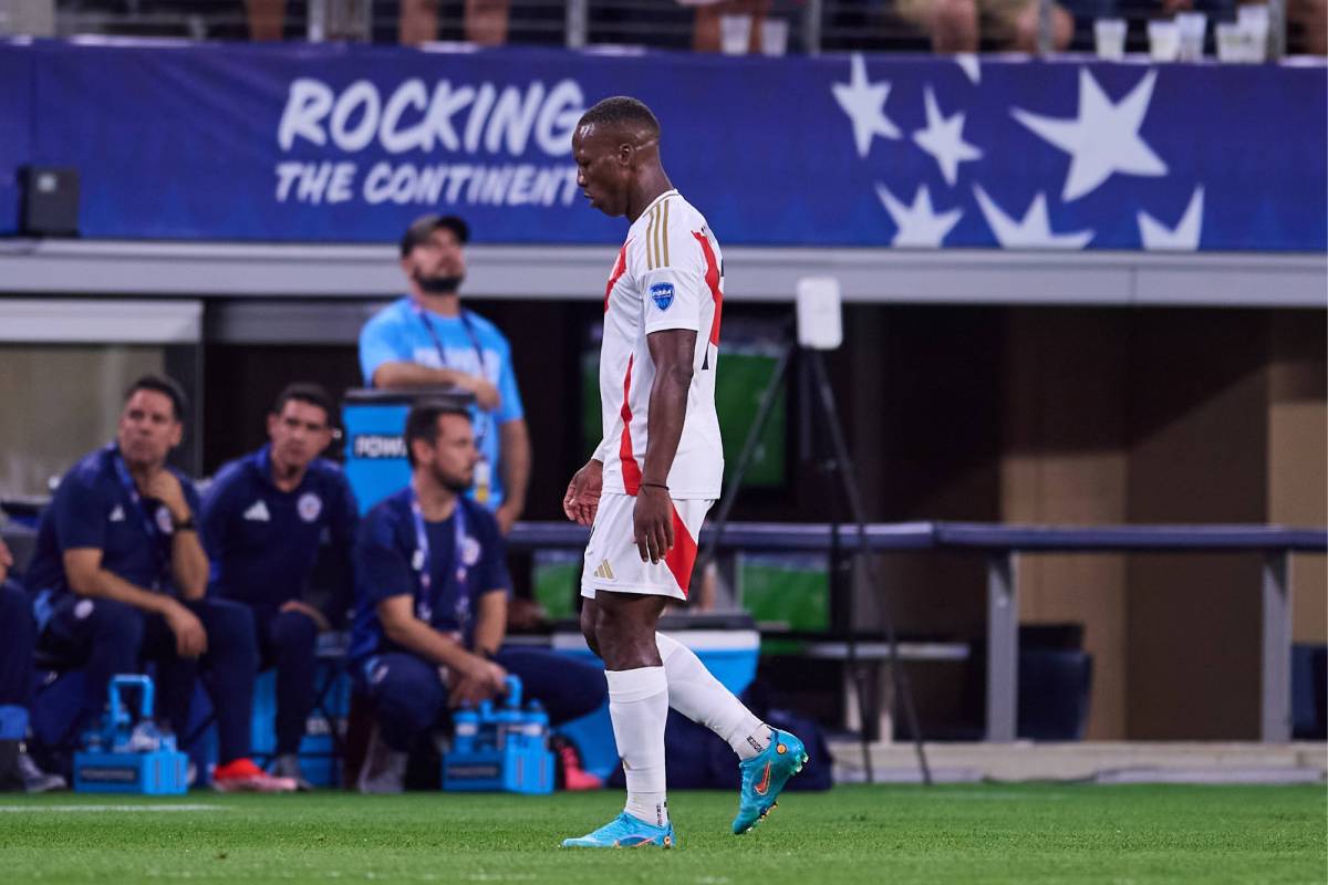 Luis Advíncula explicó la lesión que lo marginó en la Copa América 2024