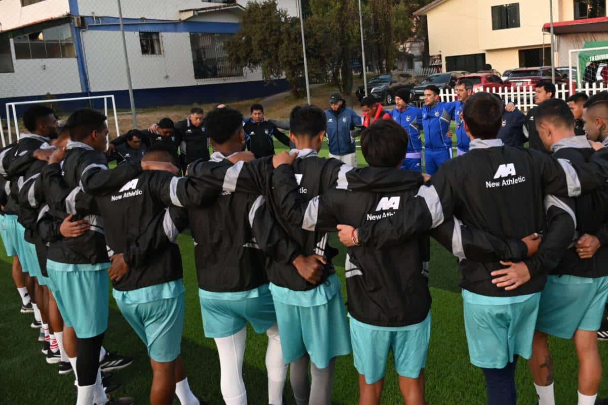 Cristian Díaz ya dirigió su primera práctica con Cienciano