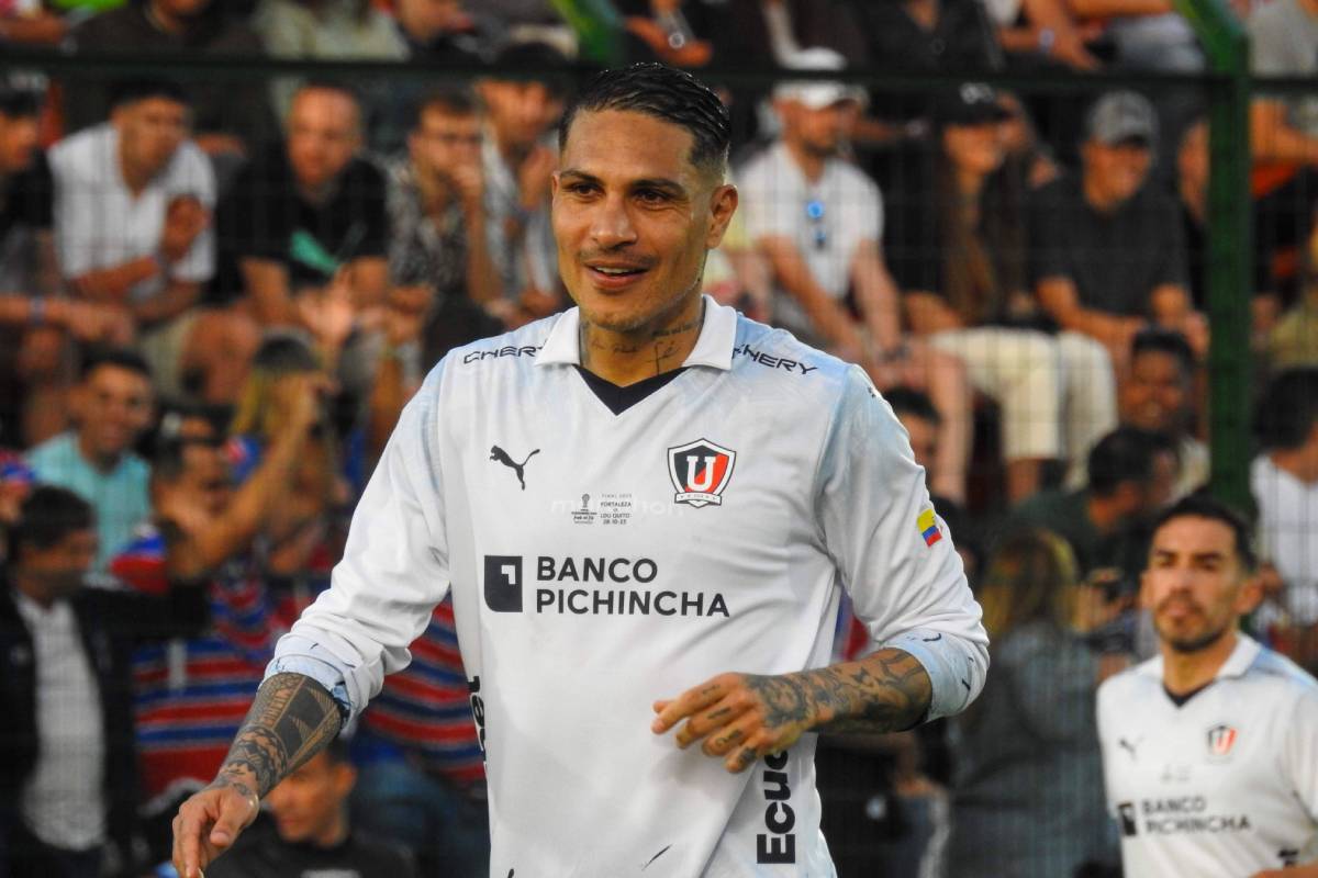 Paolo Guerrero viene desvinculándose de la UCV