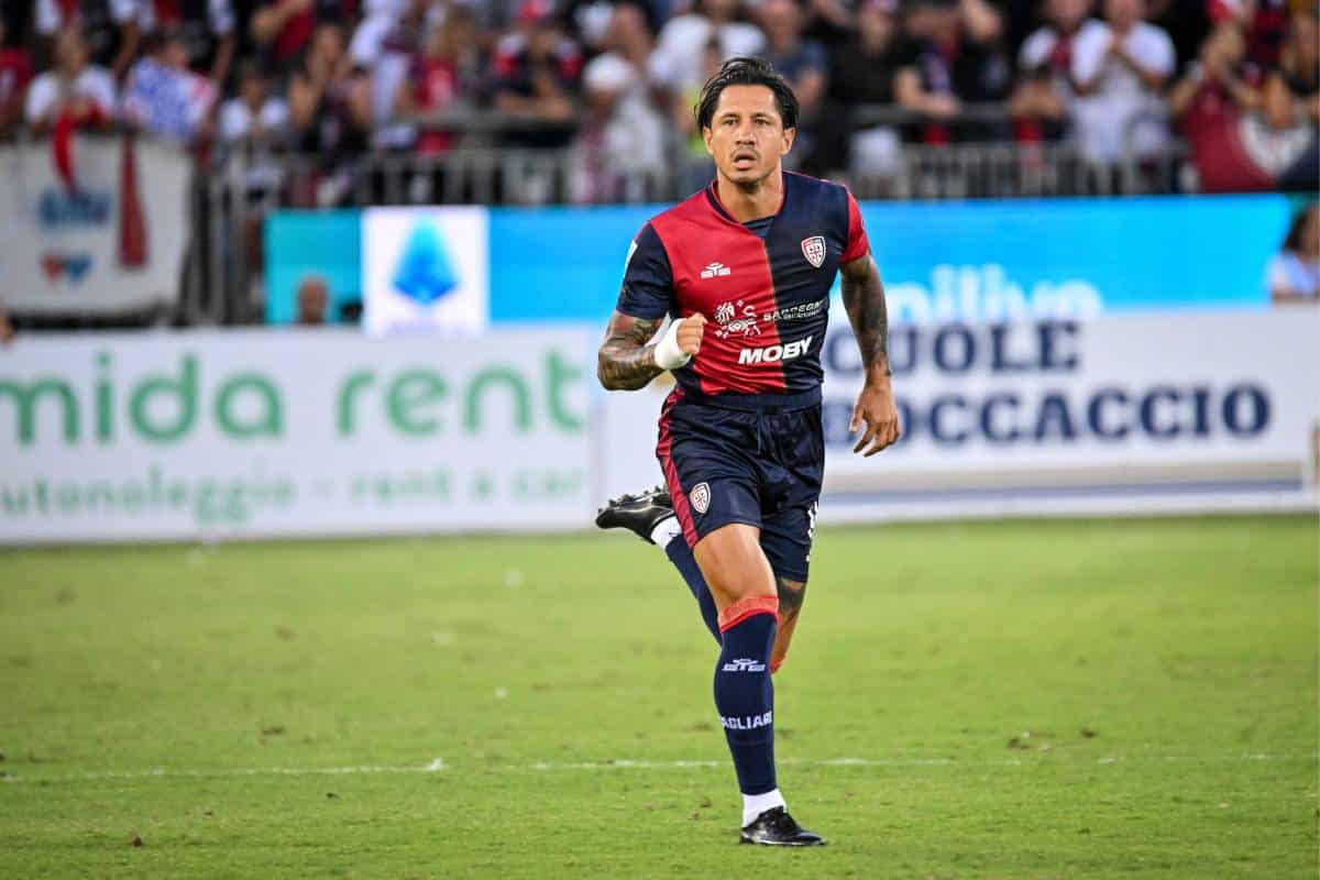 Gianluca Lapadula no vive un momento positivo en Cagliari